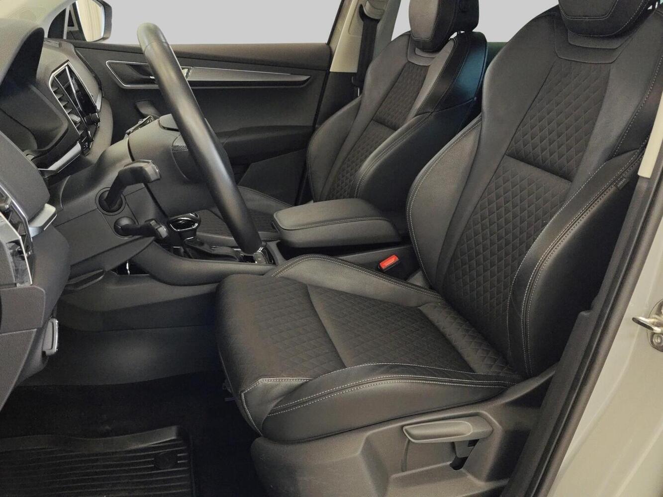Skoda Karoq vaihtoauto