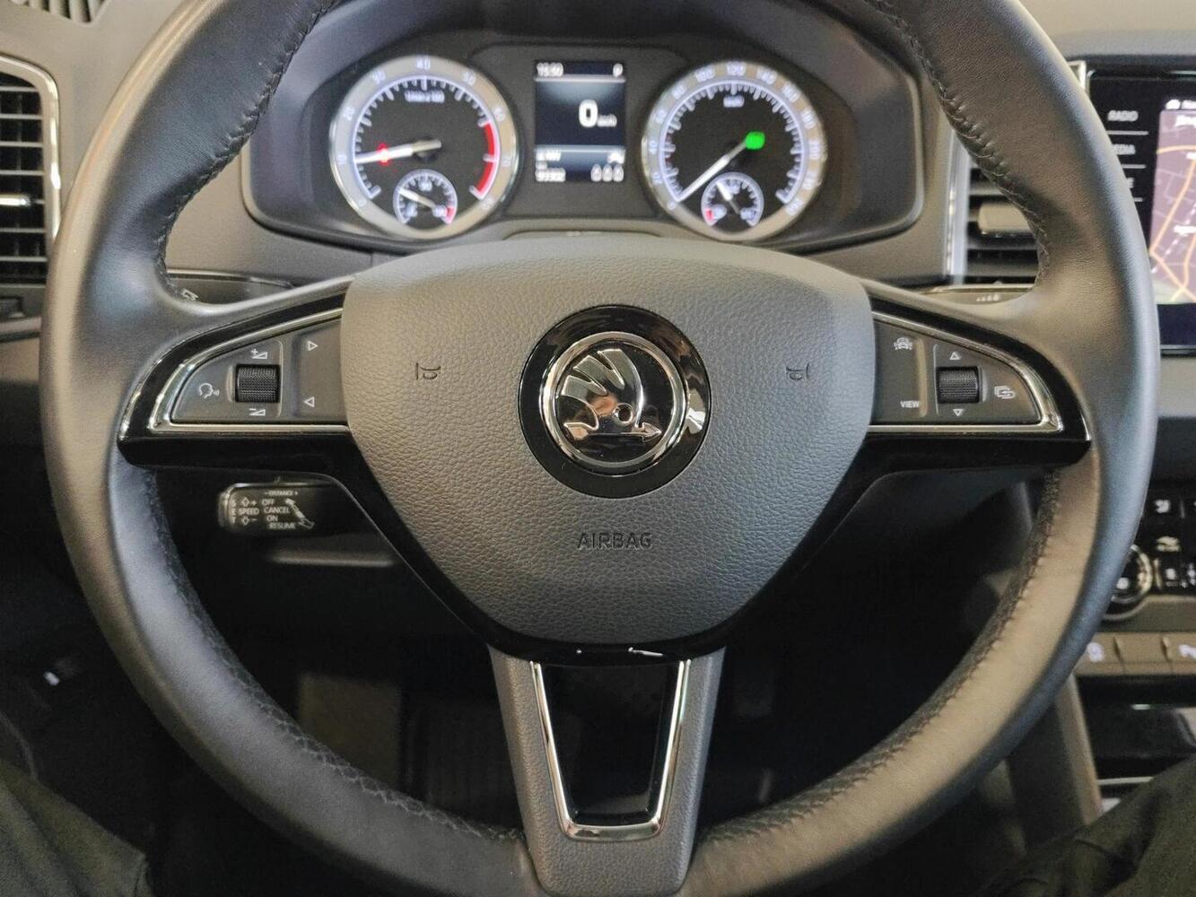 Skoda Karoq vaihtoauto