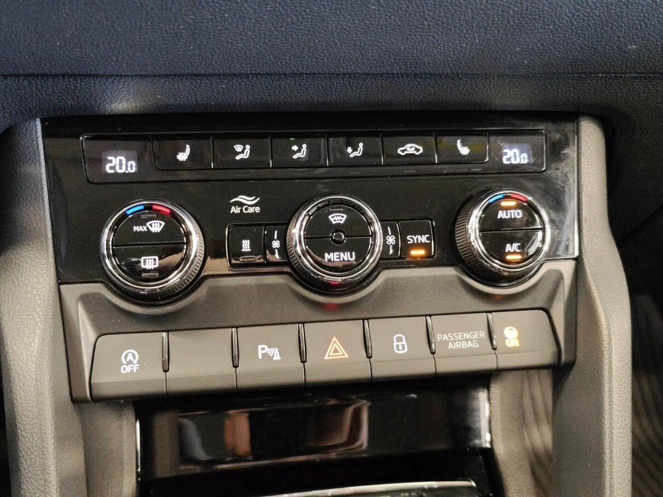 Skoda Karoq vaihtoauto