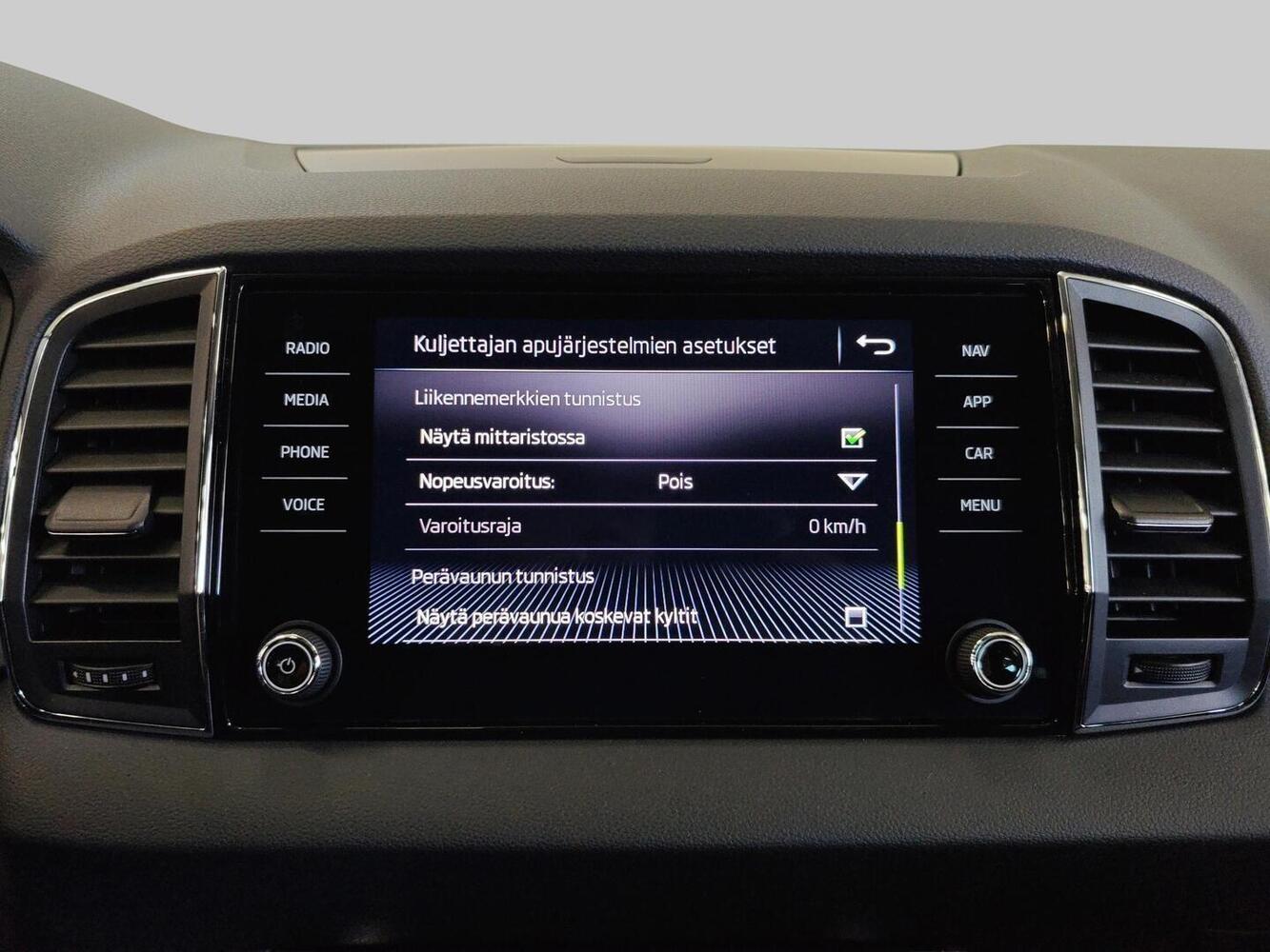 Skoda Karoq vaihtoauto