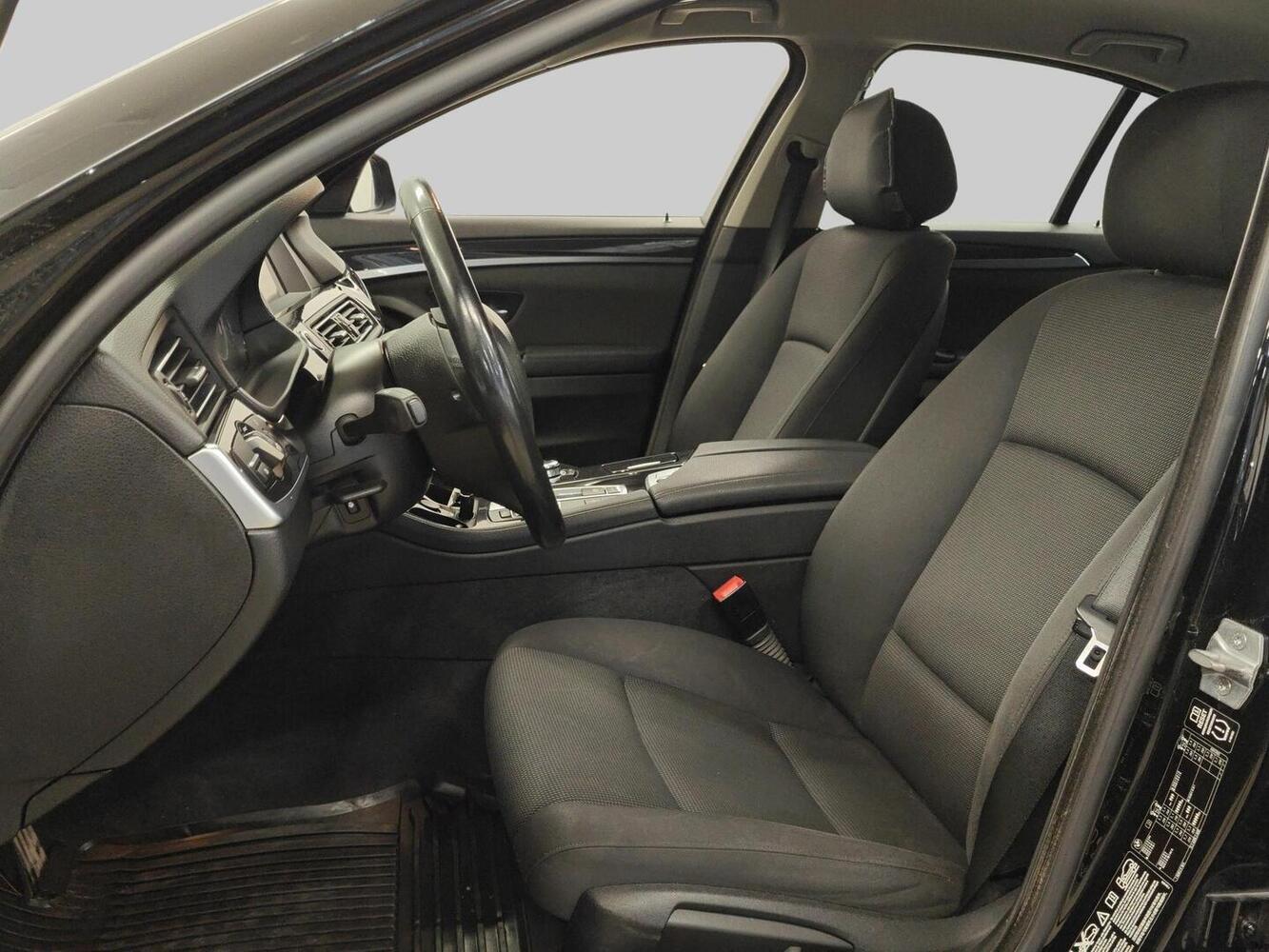 BMW 520 vaihtoauto
