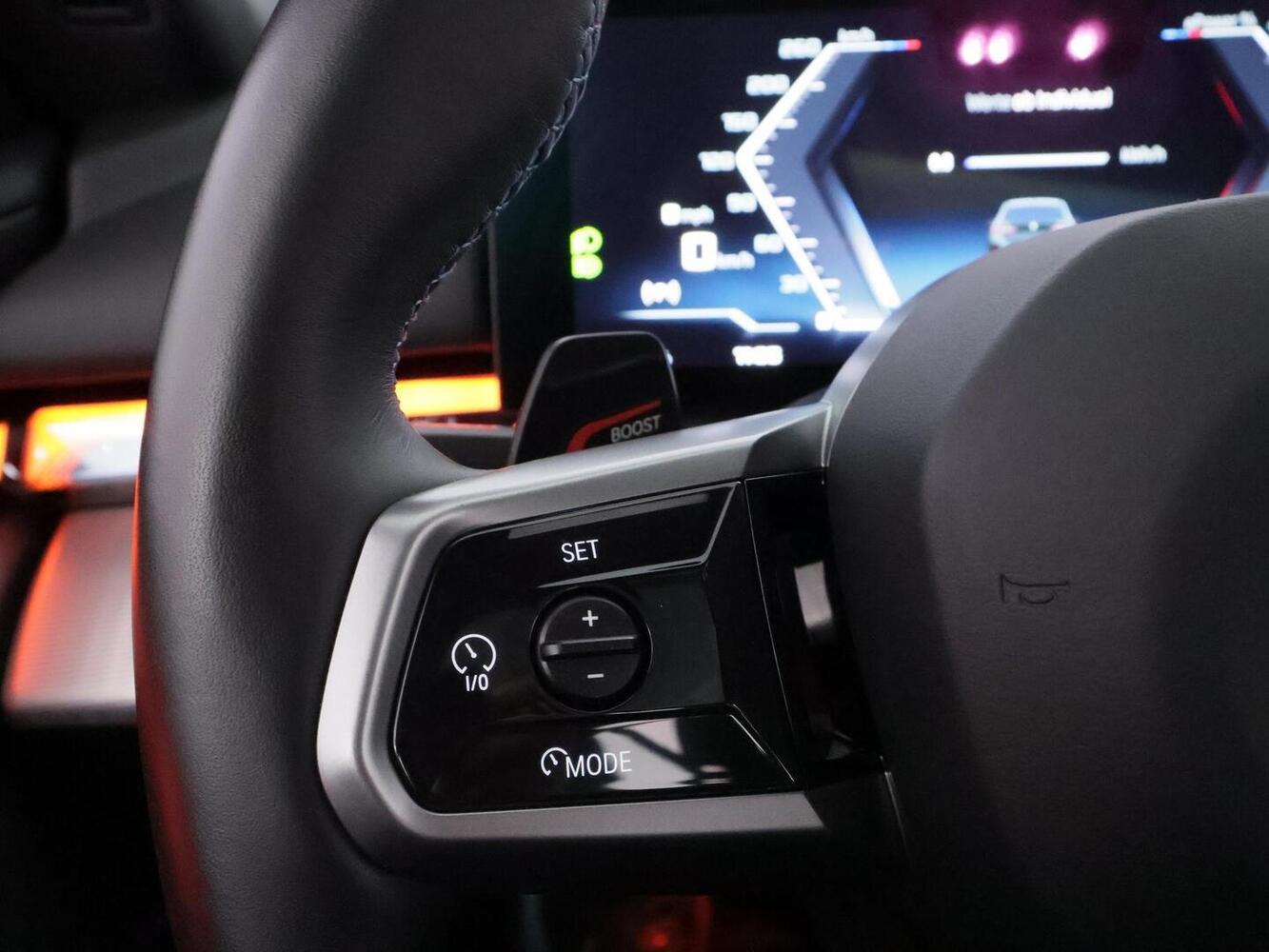 BMW i5 M60 vaihtoauto