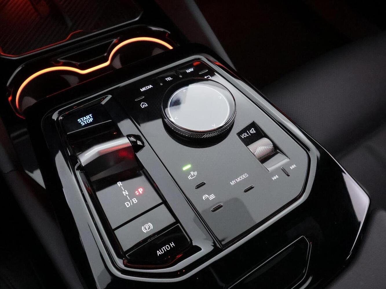 BMW i5 M60 vaihtoauto