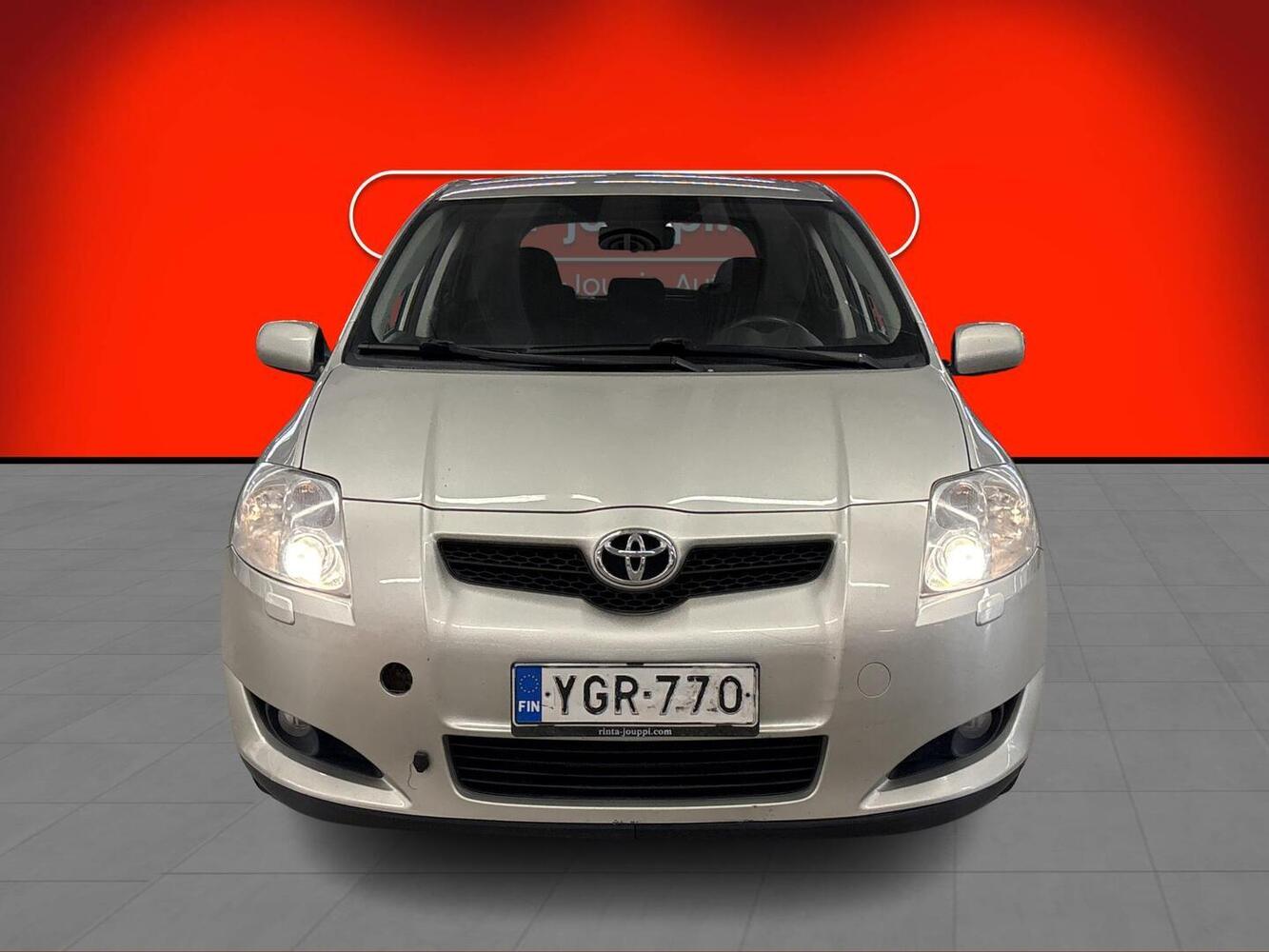 Toyota Auris vaihtoauto