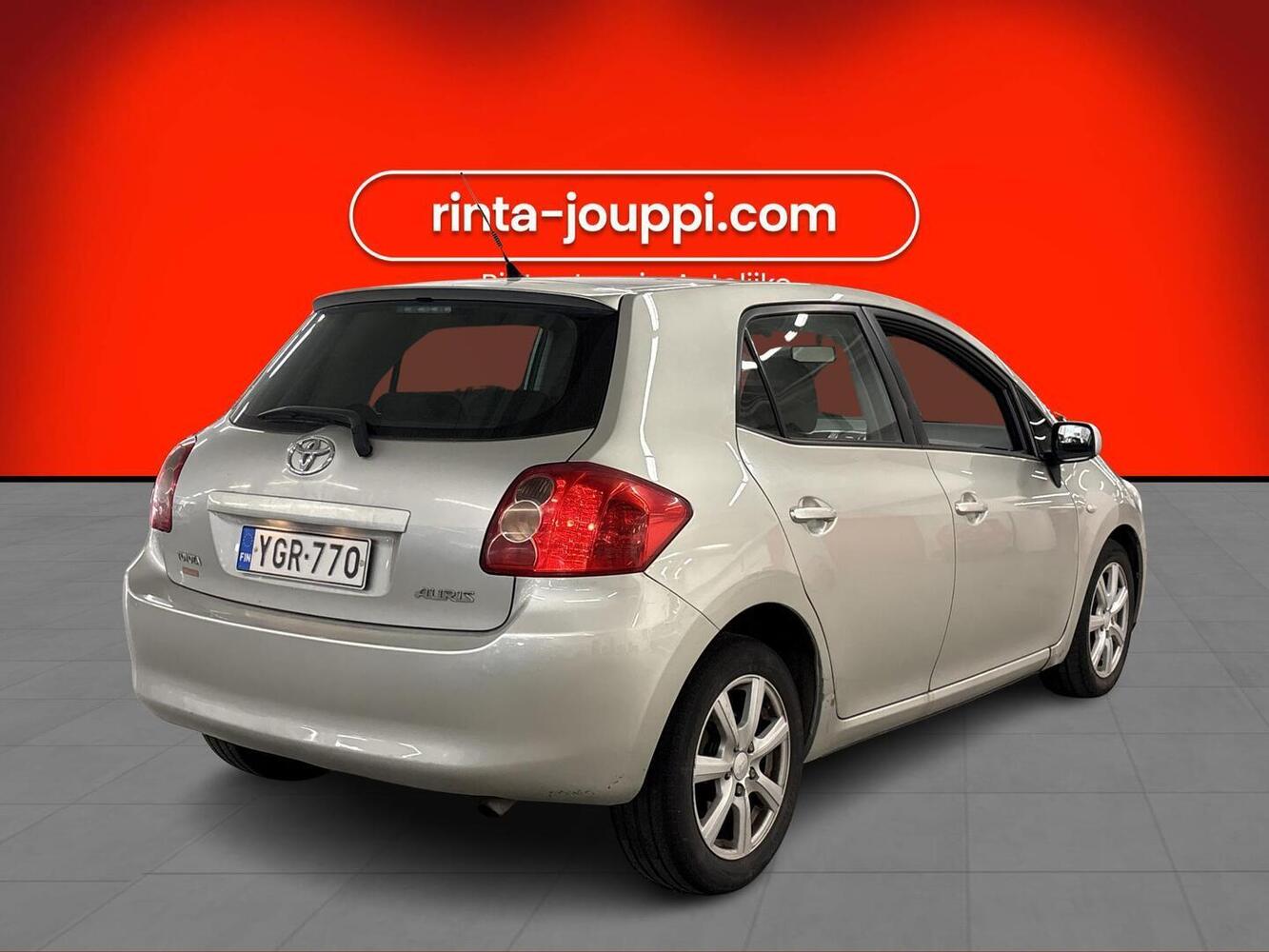 Toyota Auris vaihtoauto