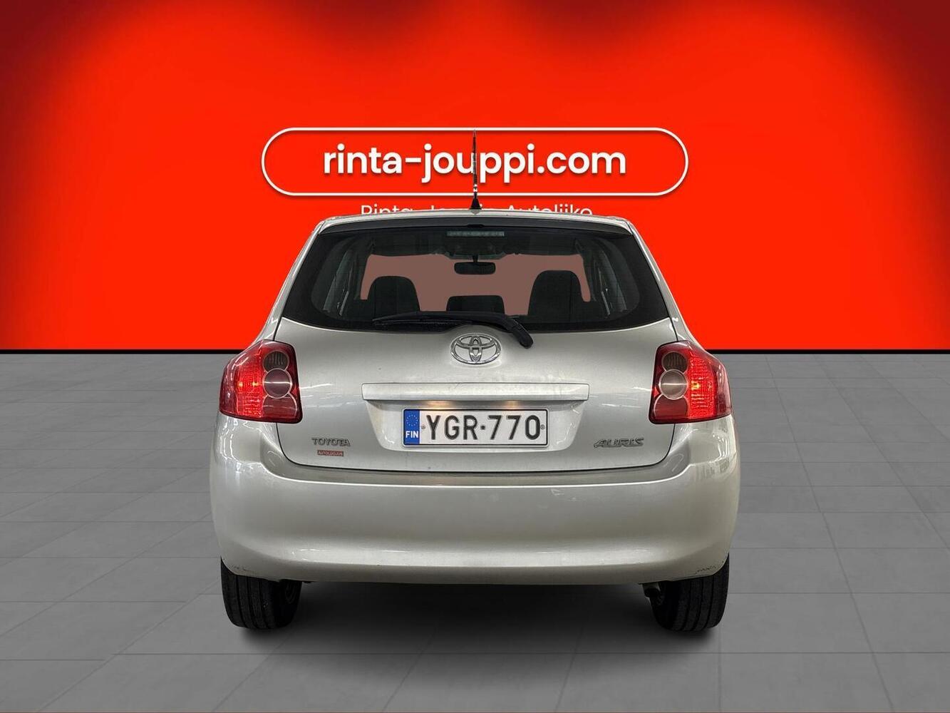 Toyota Auris vaihtoauto