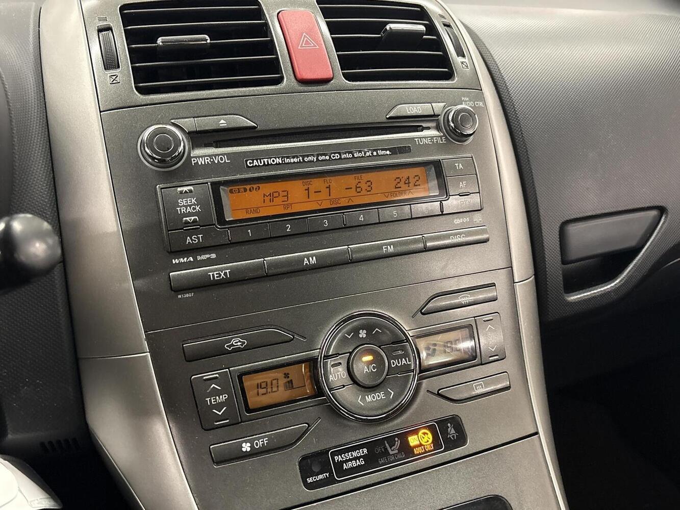 Toyota Auris vaihtoauto