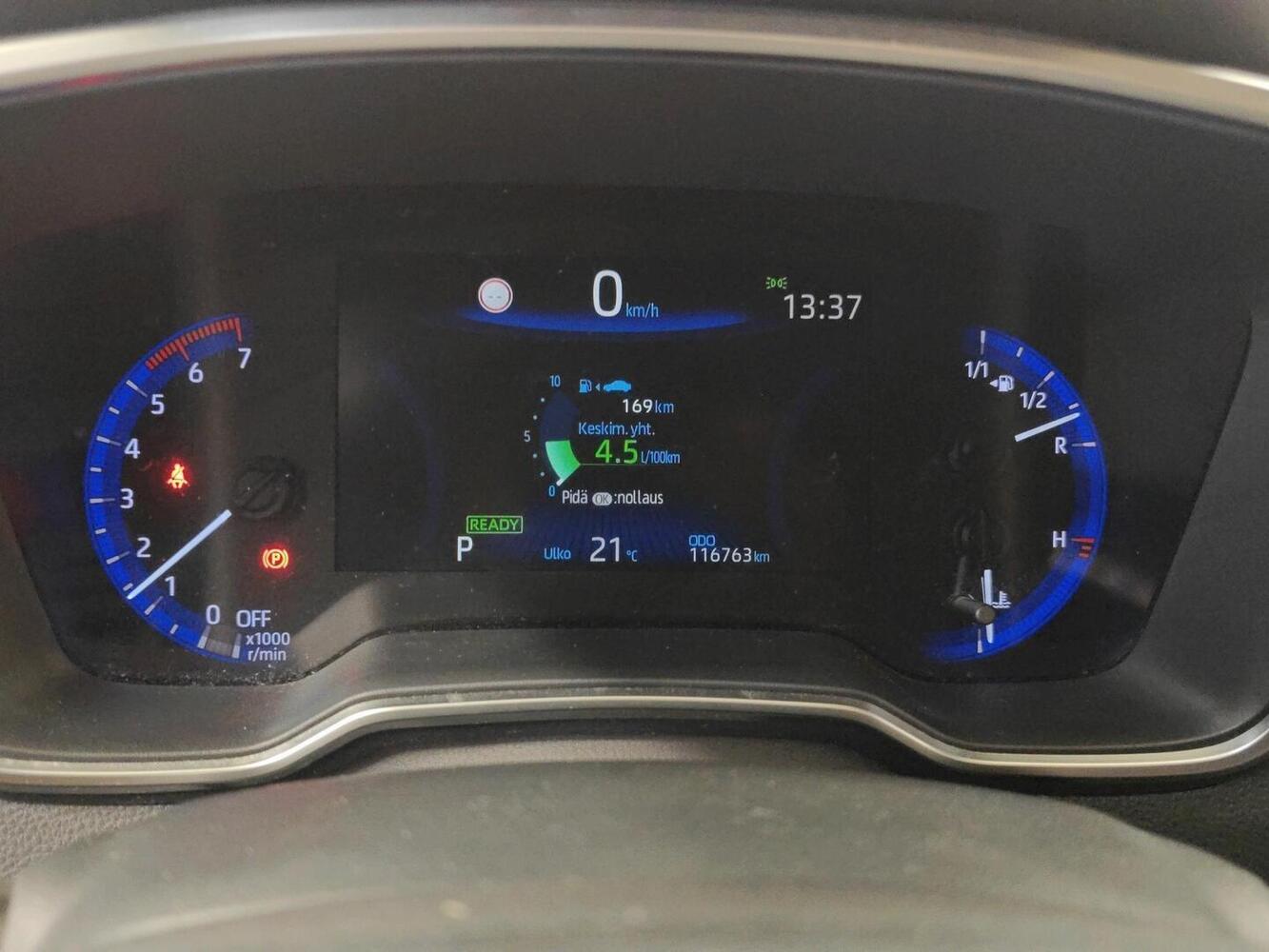 Toyota Corolla vaihtoauto