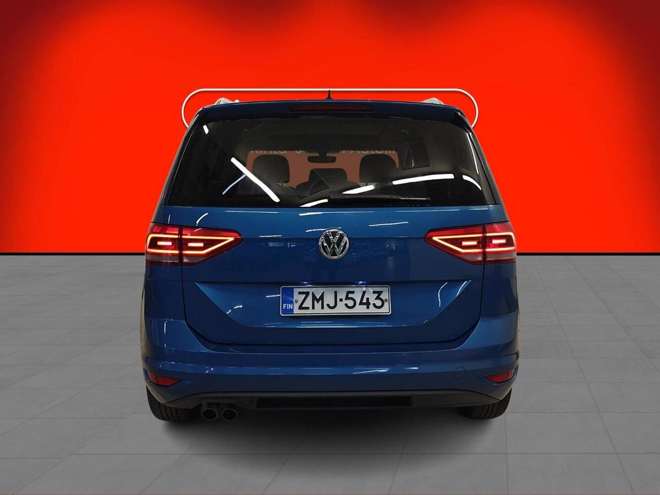 Volkswagen Touran vaihtoauto