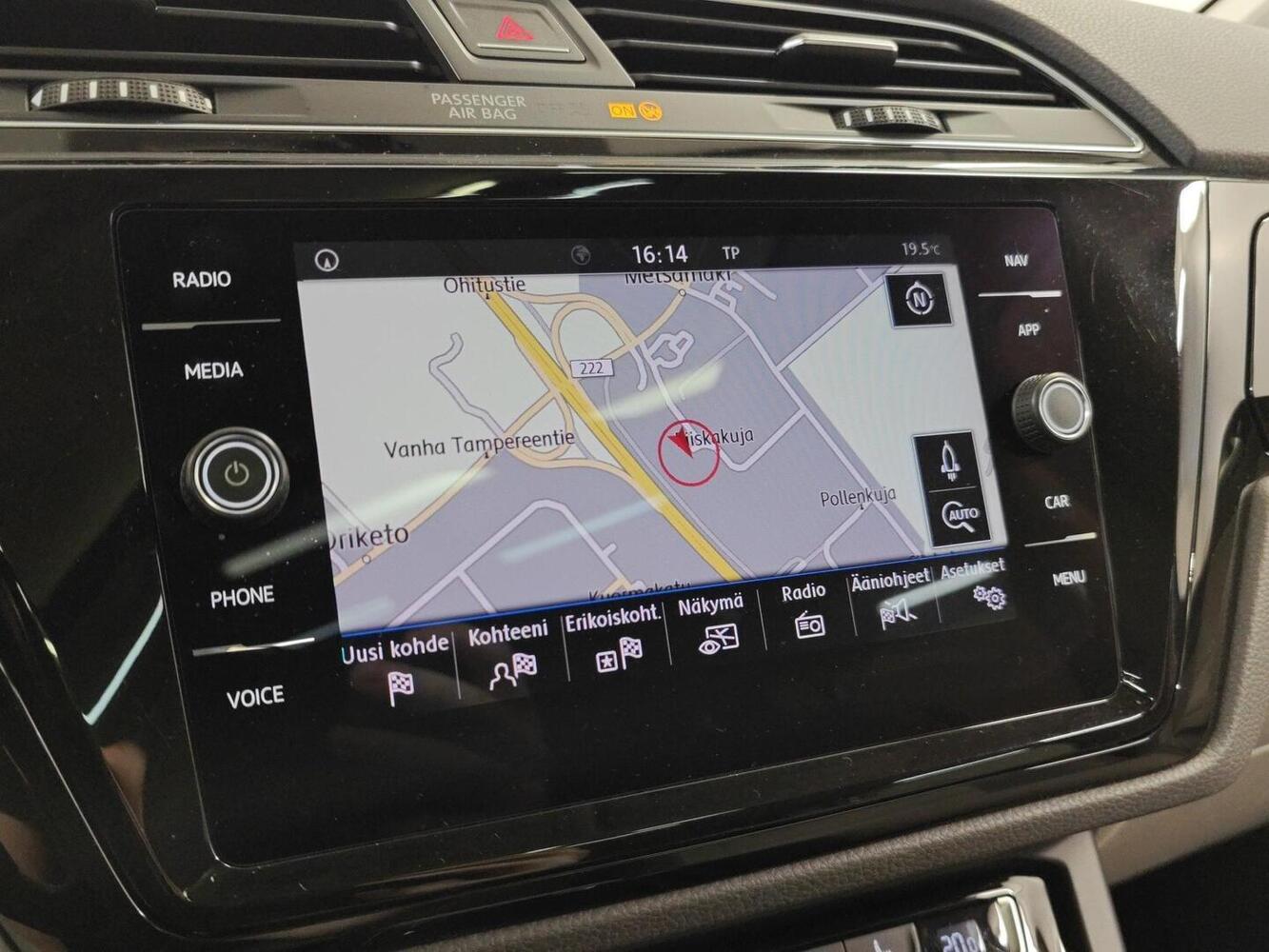 Volkswagen Touran vaihtoauto