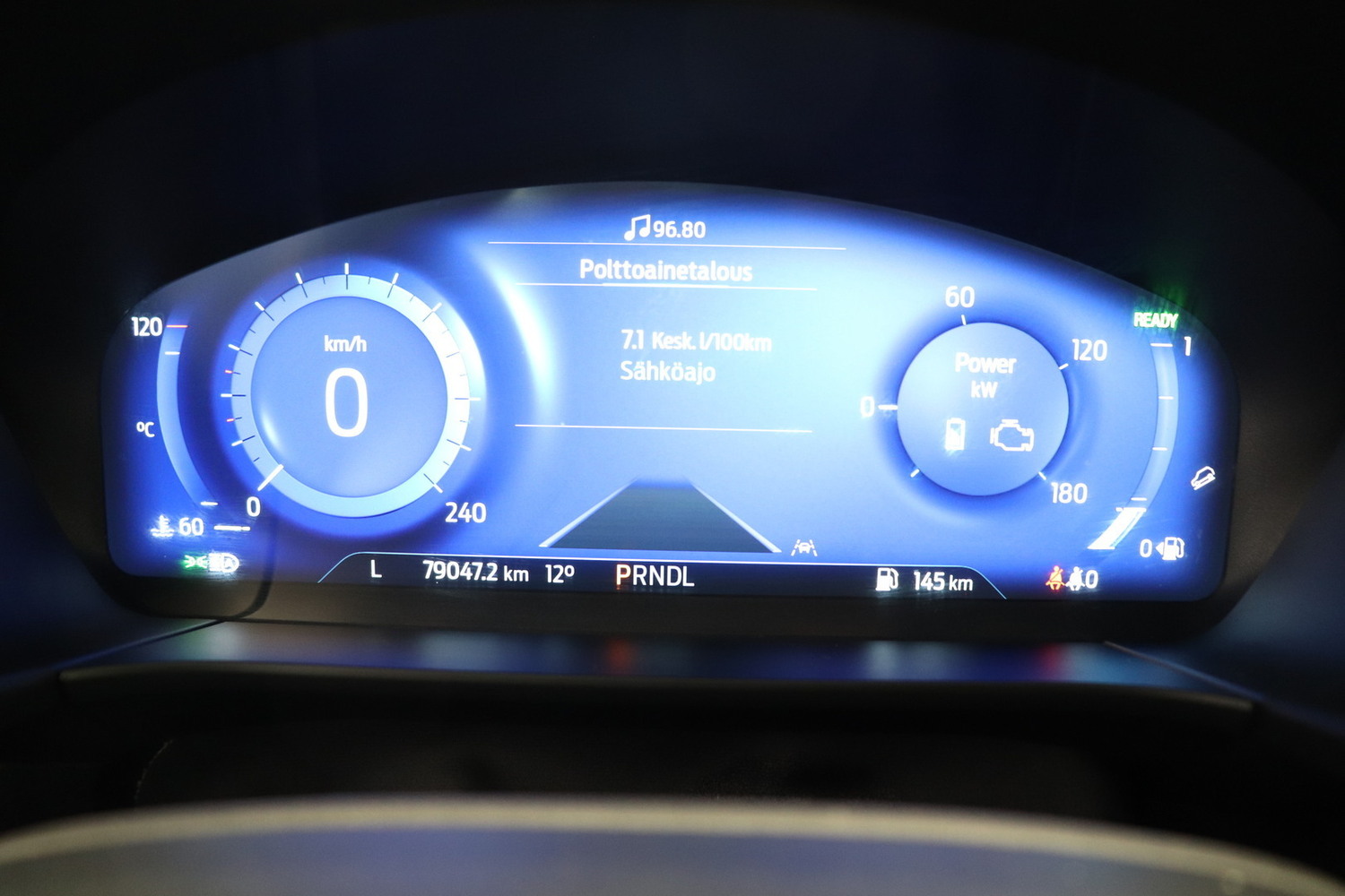 Ford Kuga vaihtoauto