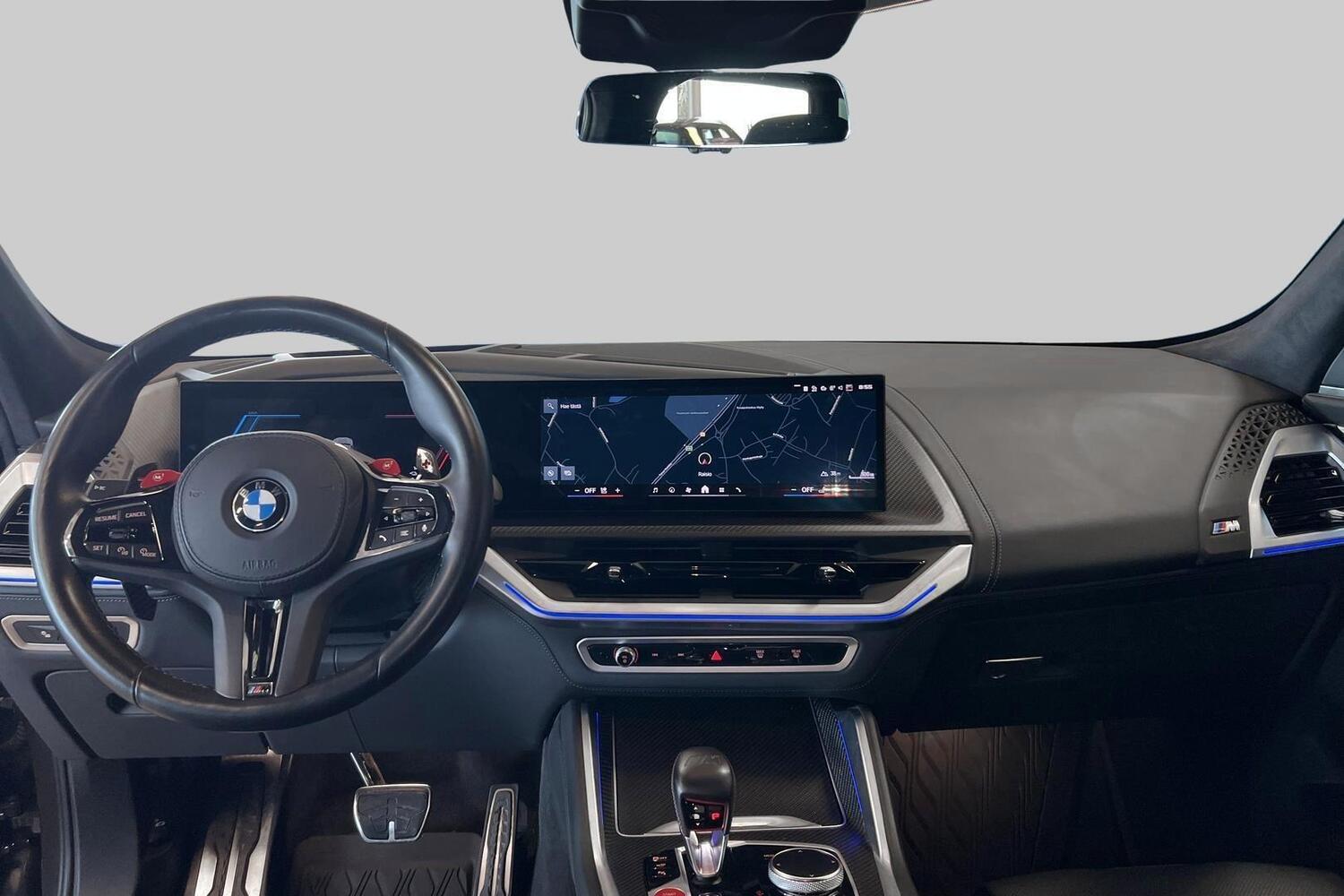 BMW XM vaihtoauto