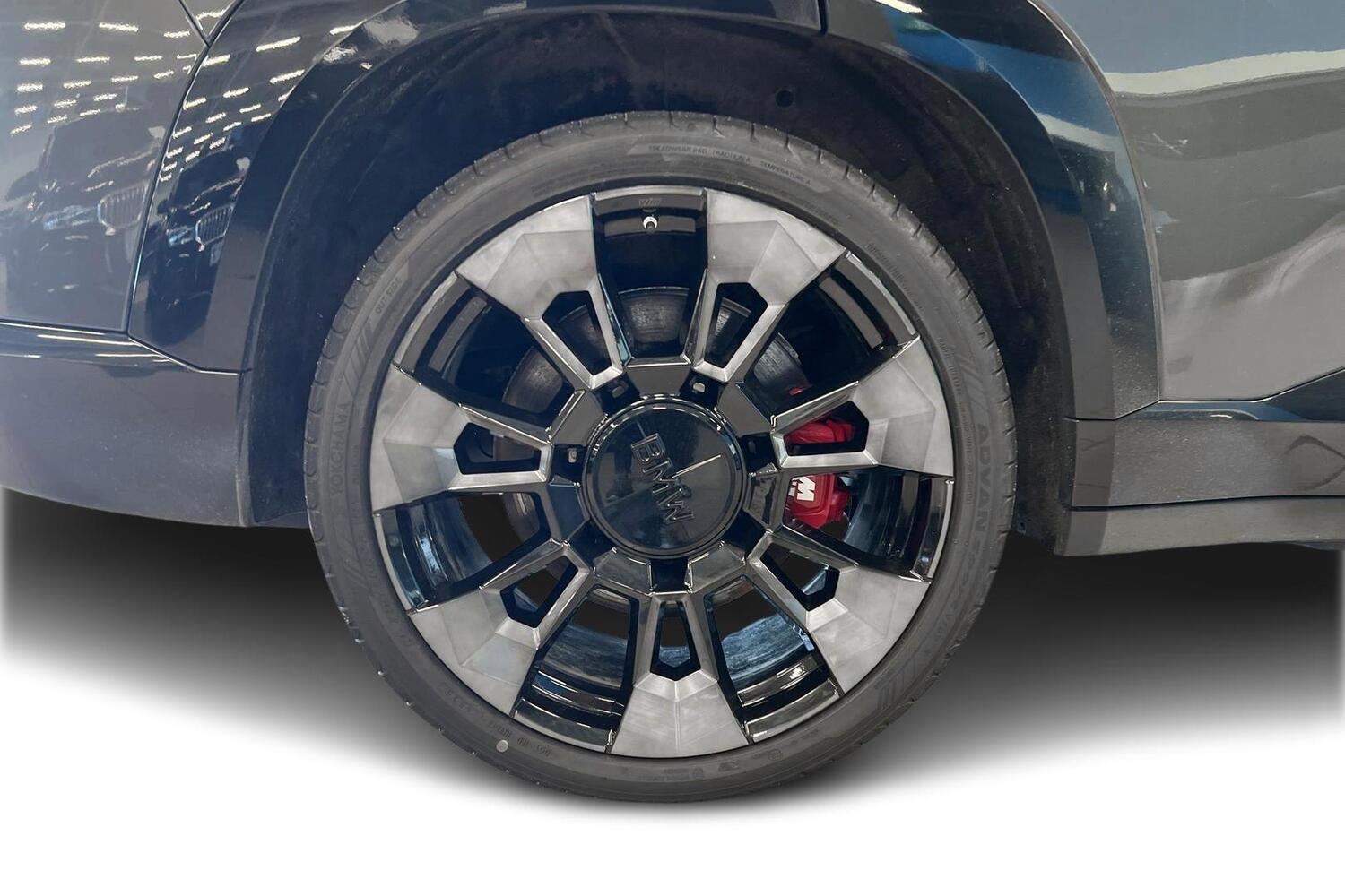 BMW XM vaihtoauto