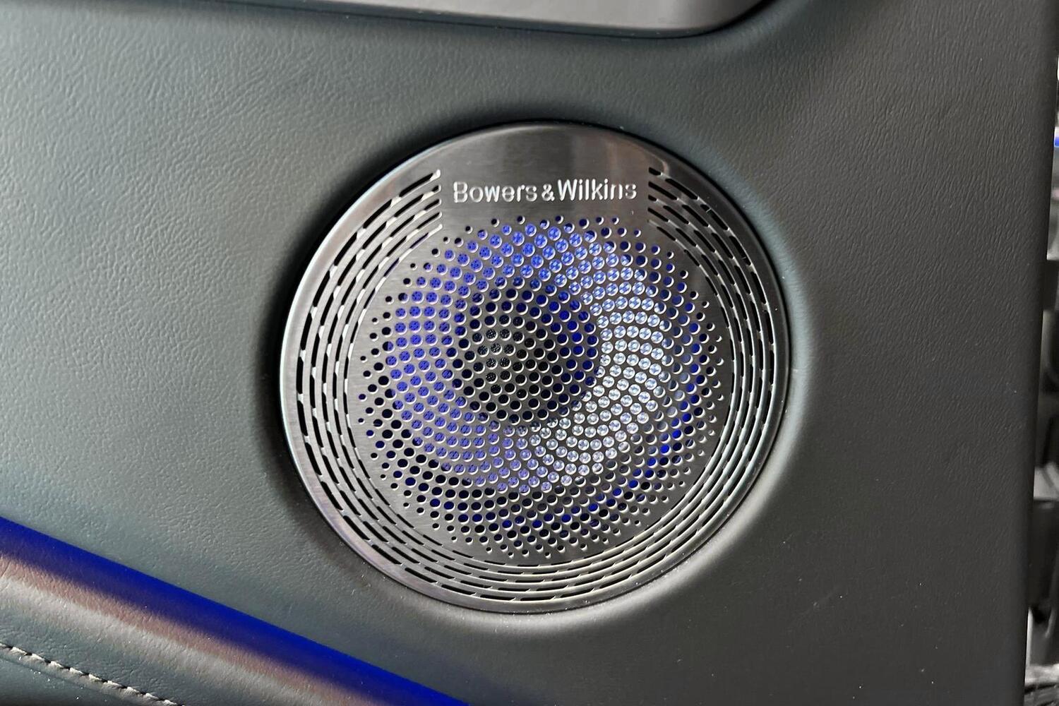 BMW XM vaihtoauto