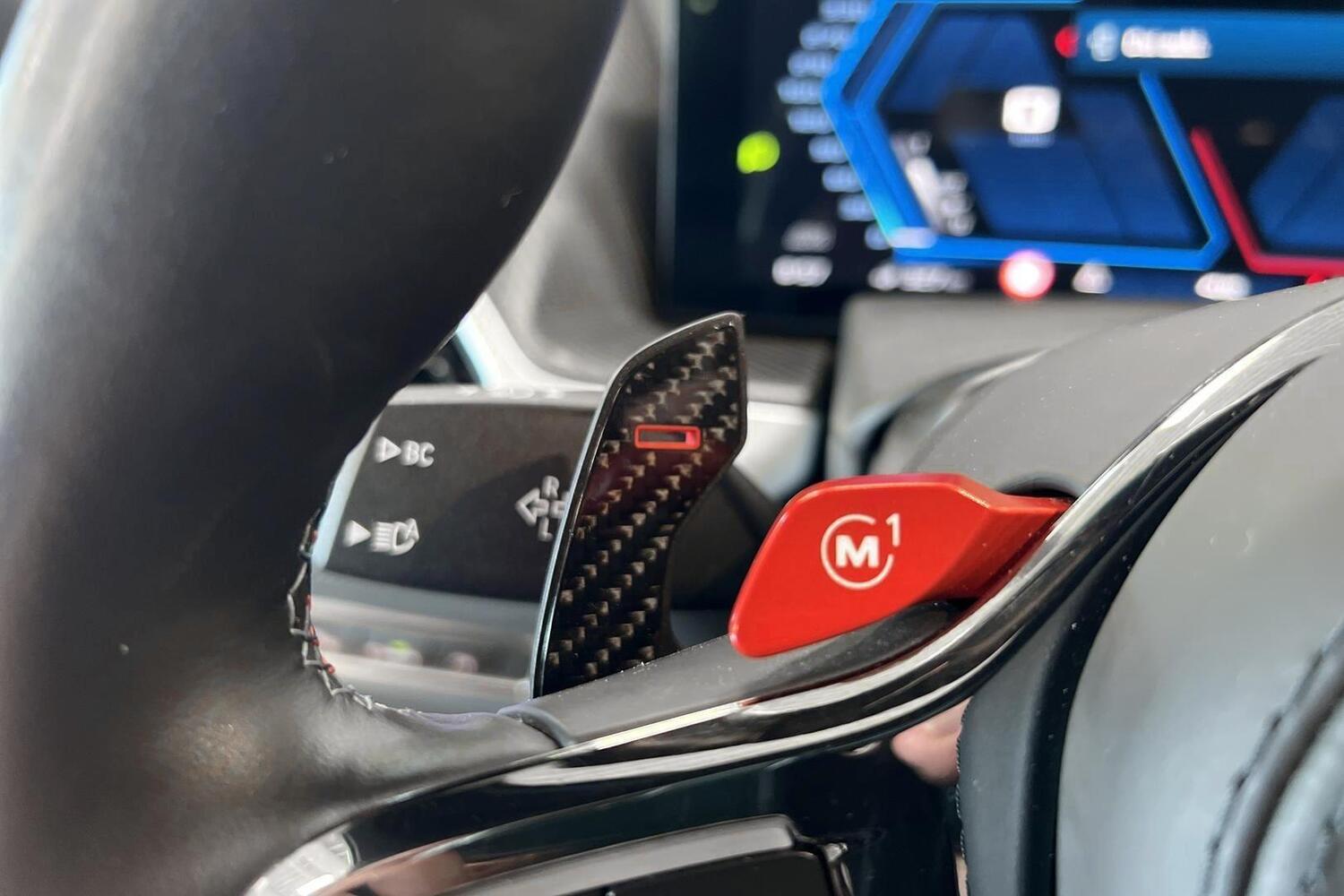 BMW XM vaihtoauto