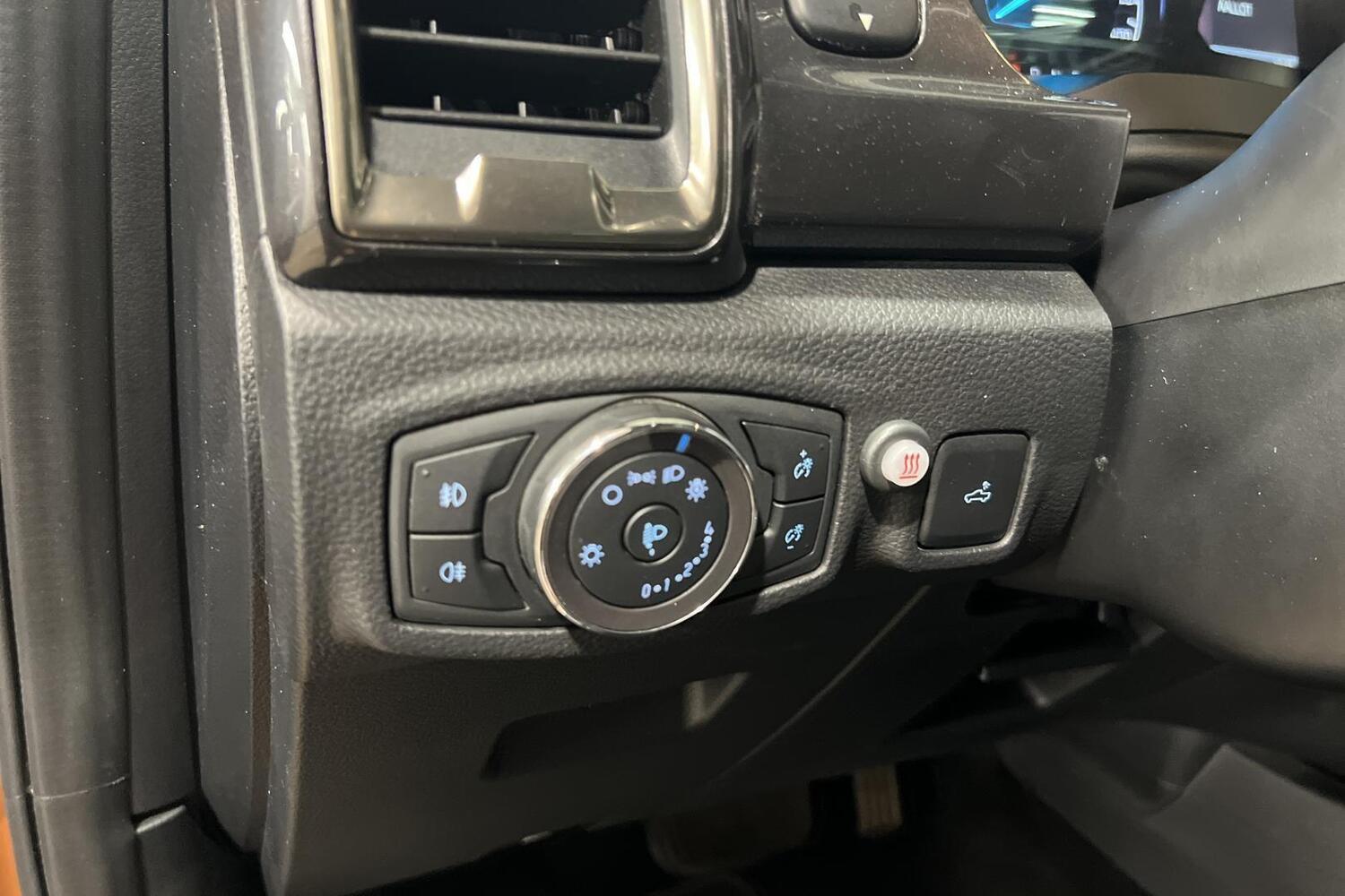 Ford Ranger vaihtoauto