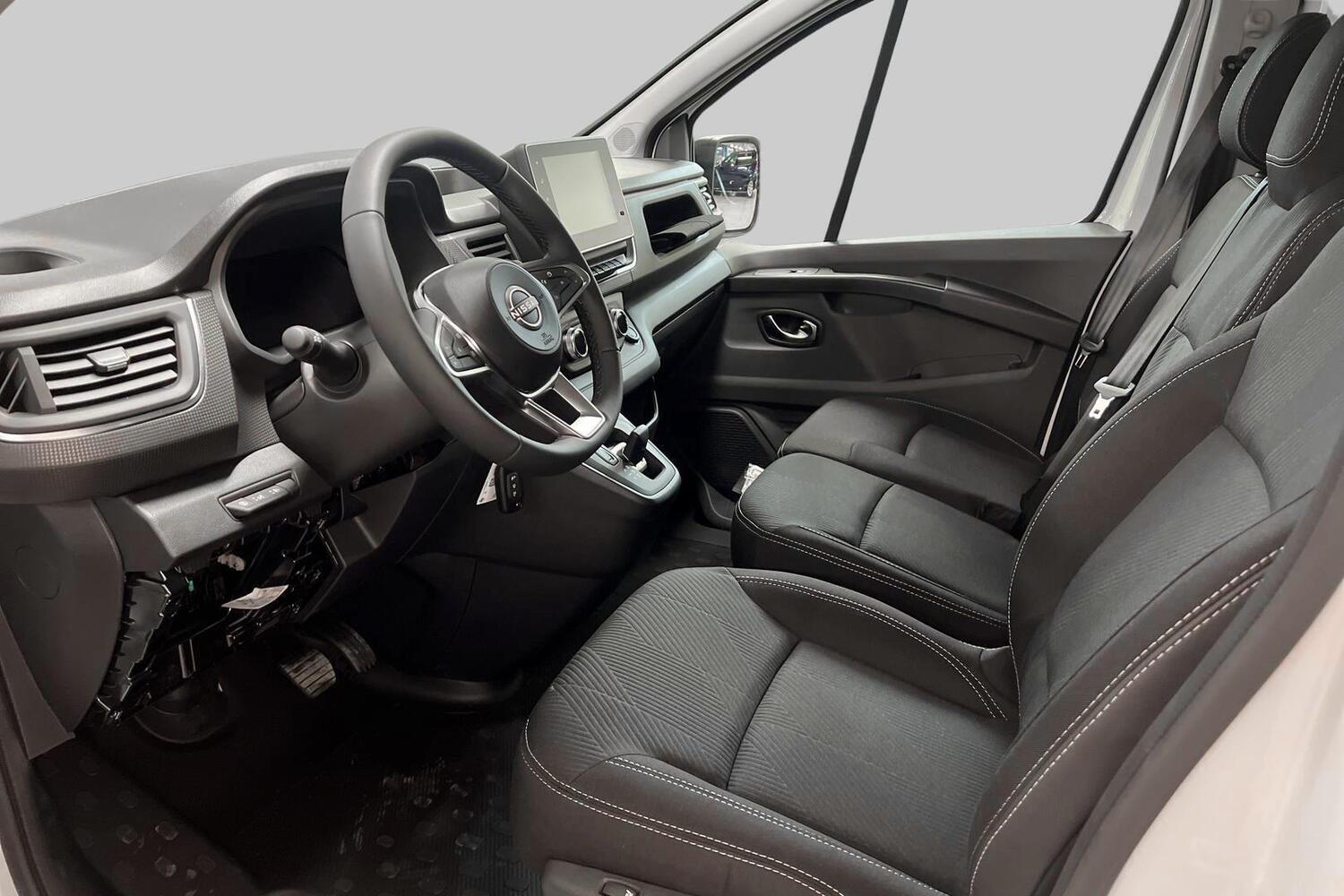Nissan Primastar vaihtoauto