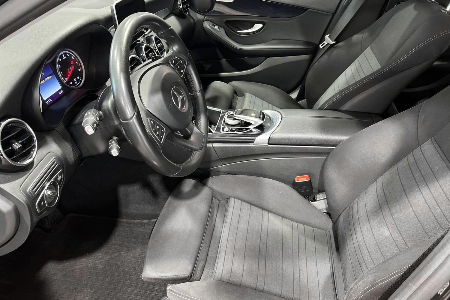 Mercedes-Benz C vaihtoauto