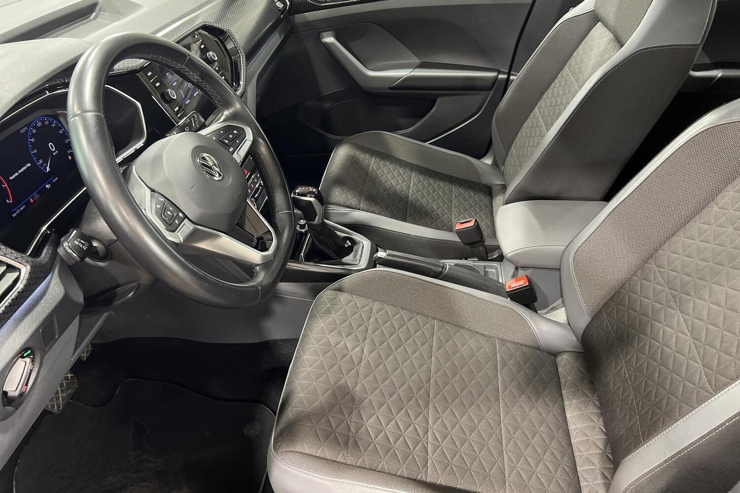 Volkswagen T-Cross vaihtoauto