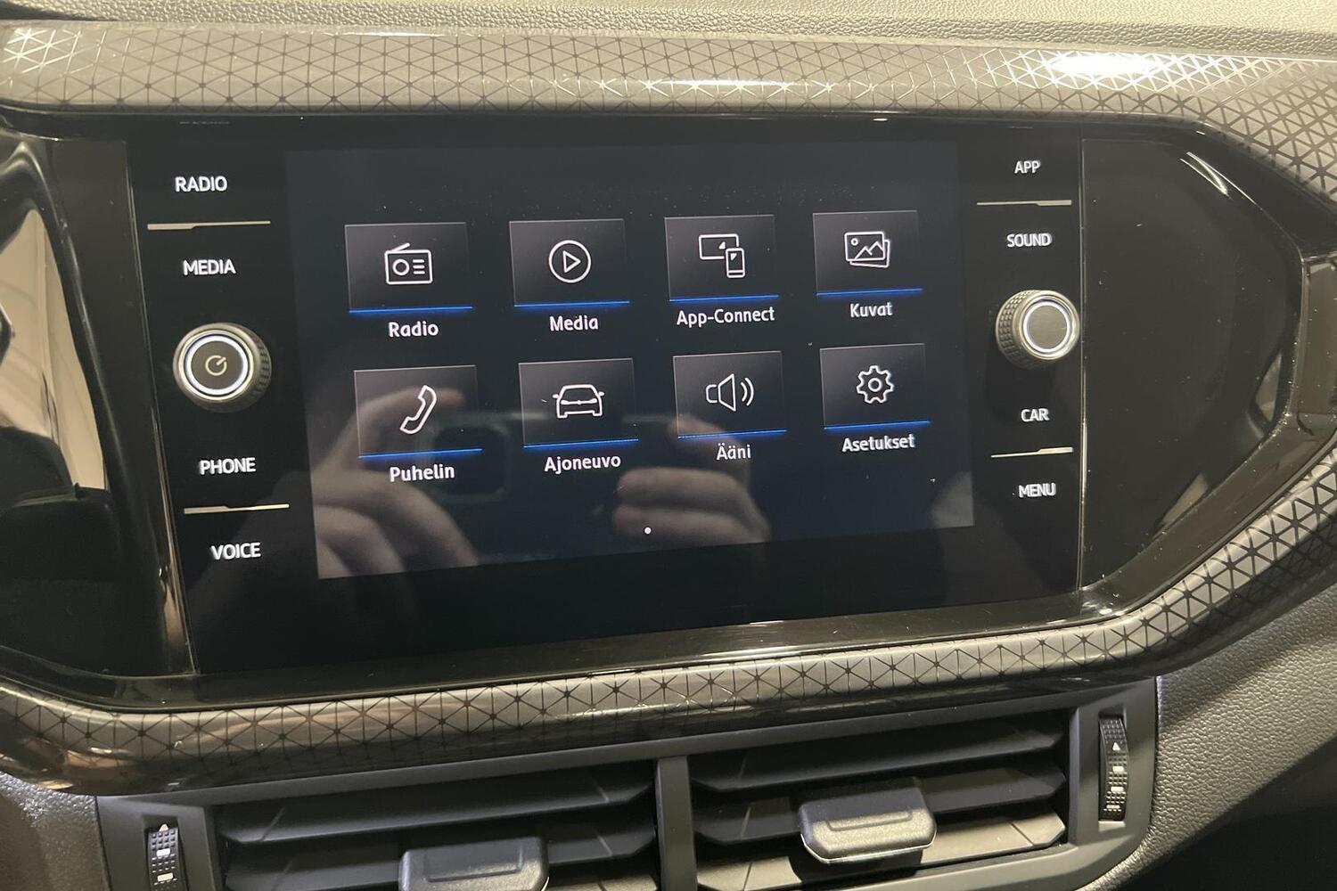 Volkswagen T-Cross vaihtoauto