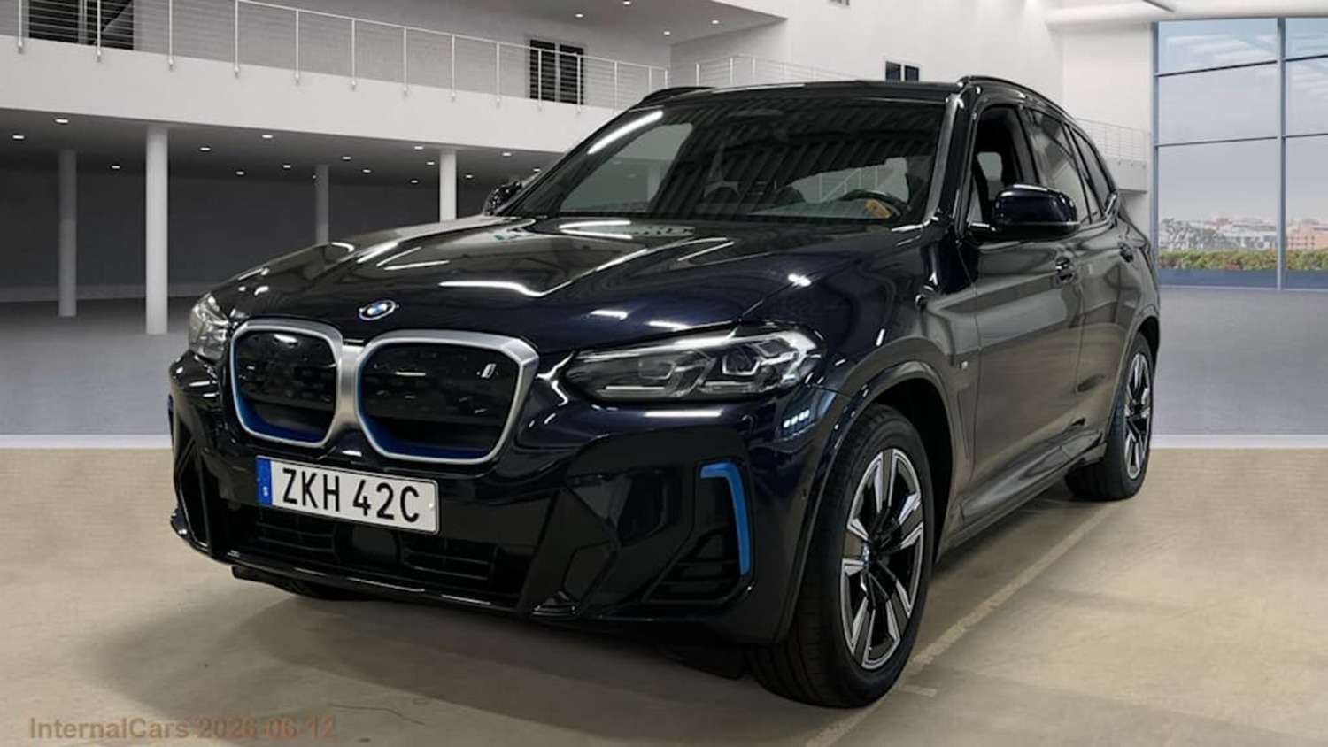 BMW iX3 vaihtoauto