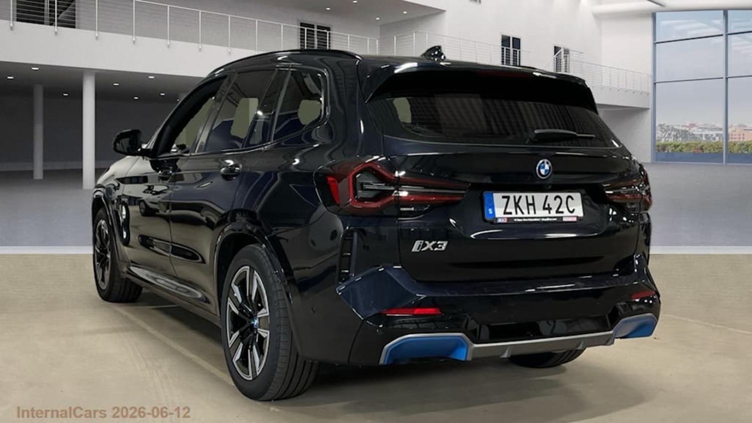 BMW iX3 vaihtoauto