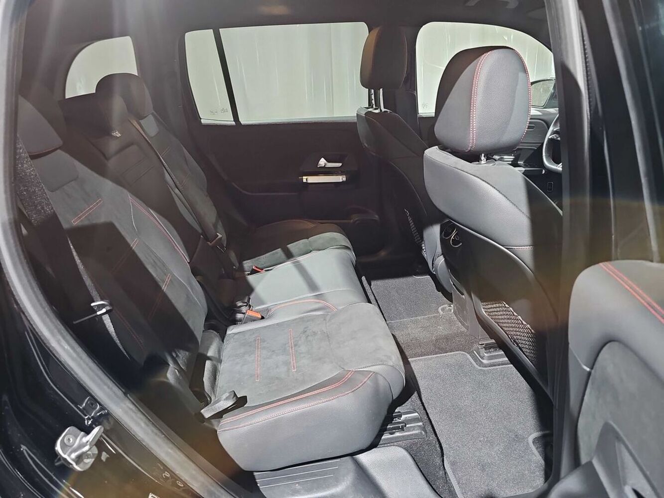Mercedes-Benz EQB vaihtoauto