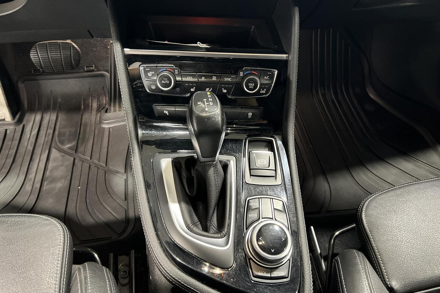 BMW 2-sarja vaihtoauto
