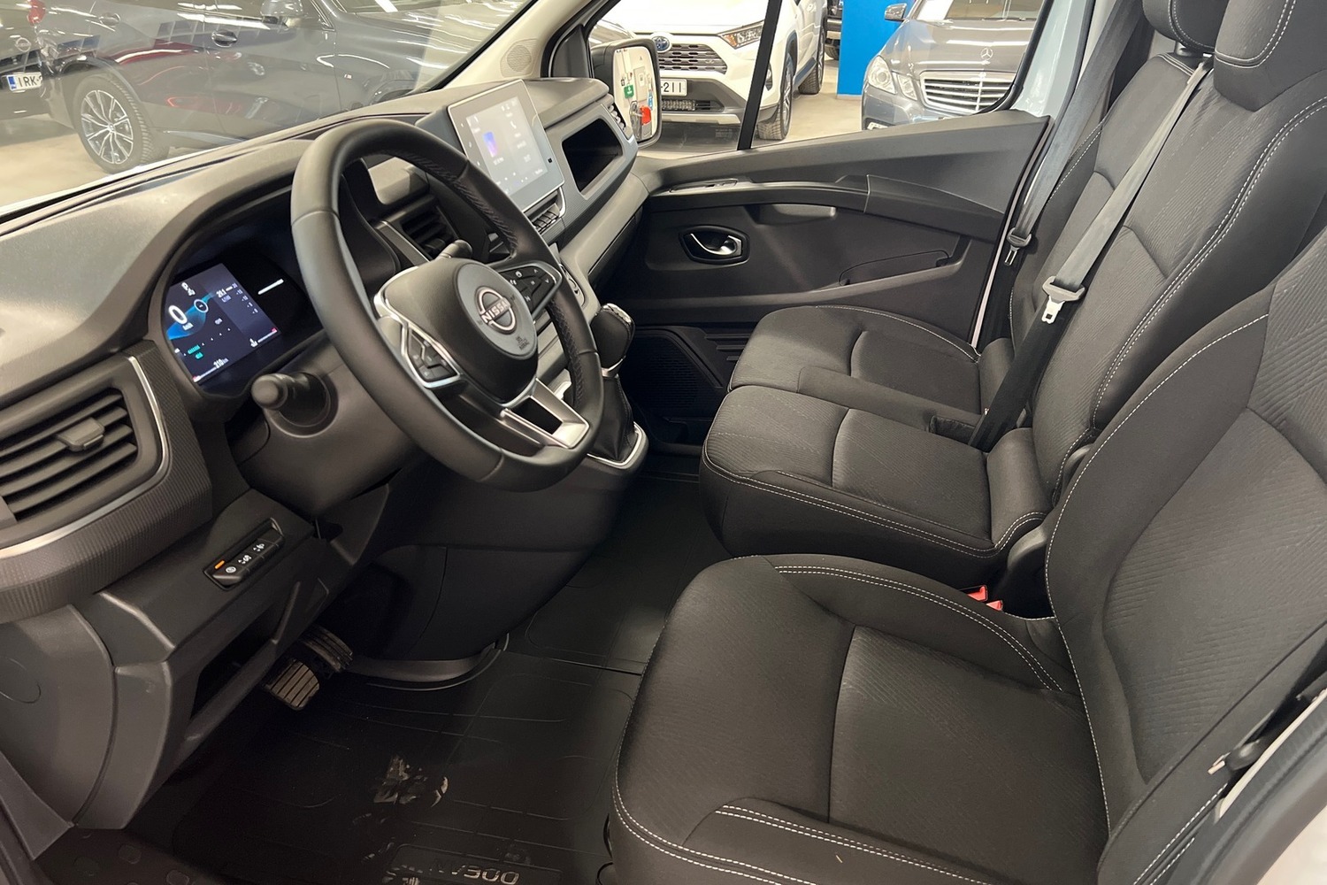 Nissan Primastar vaihtoauto