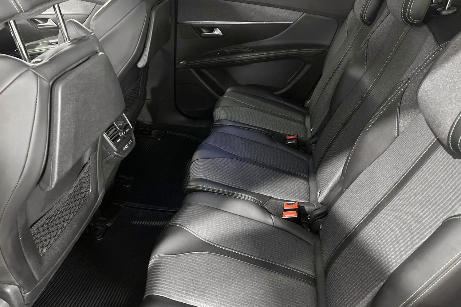Peugeot 5008 vaihtoauto