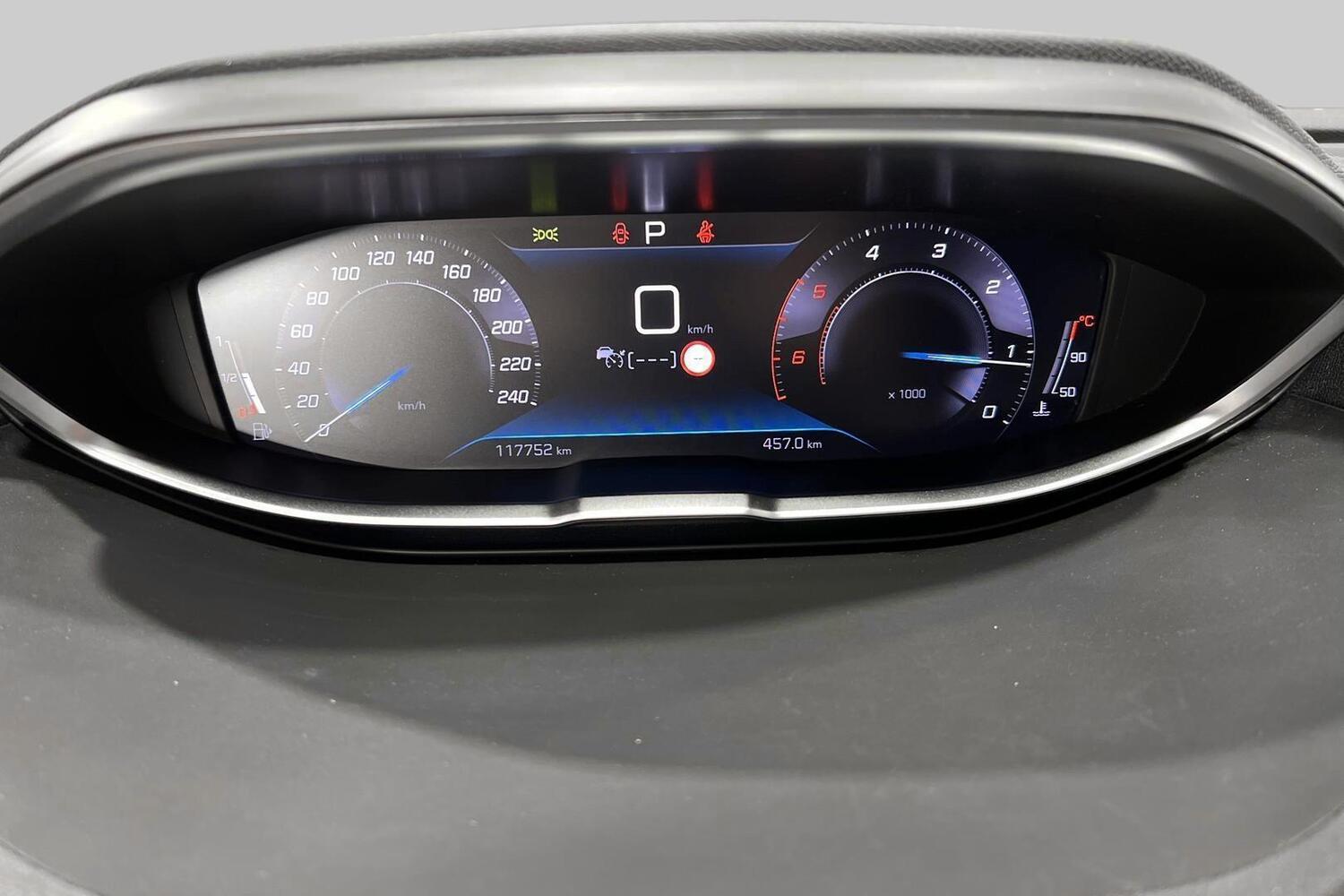 Peugeot 5008 vaihtoauto