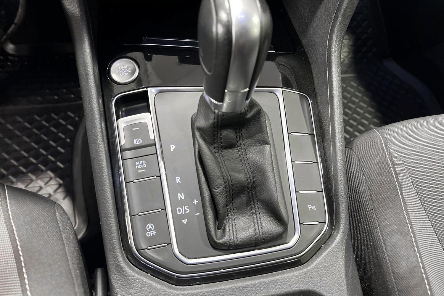 Volkswagen Golf Sportsvan vaihtoauto