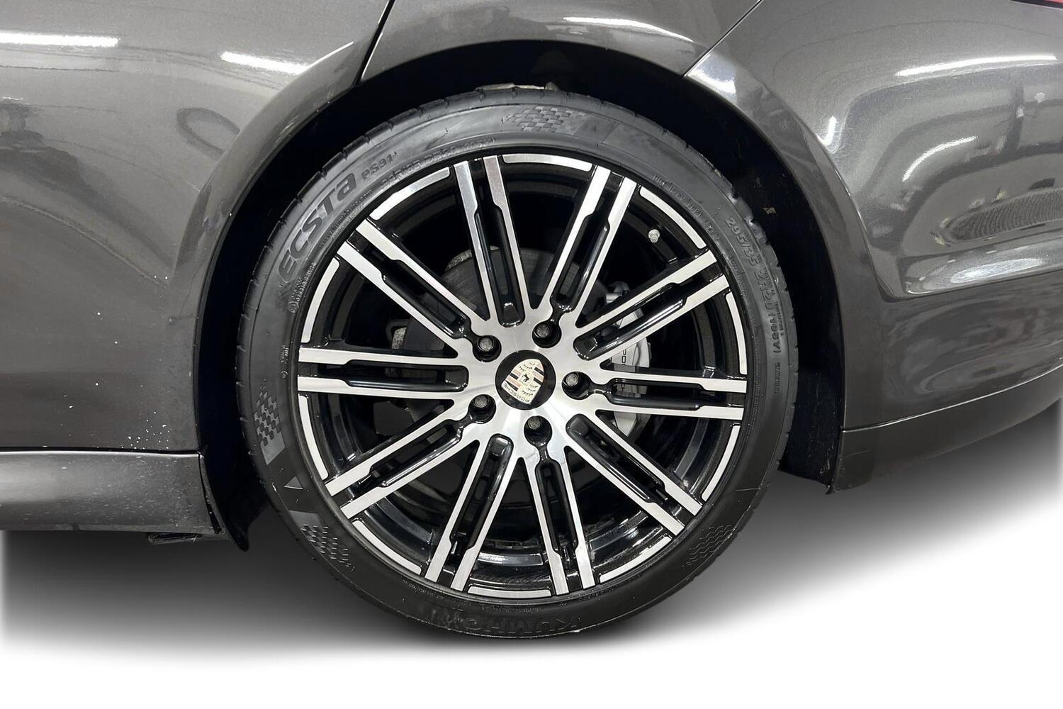 Porsche Panamera vaihtoauto