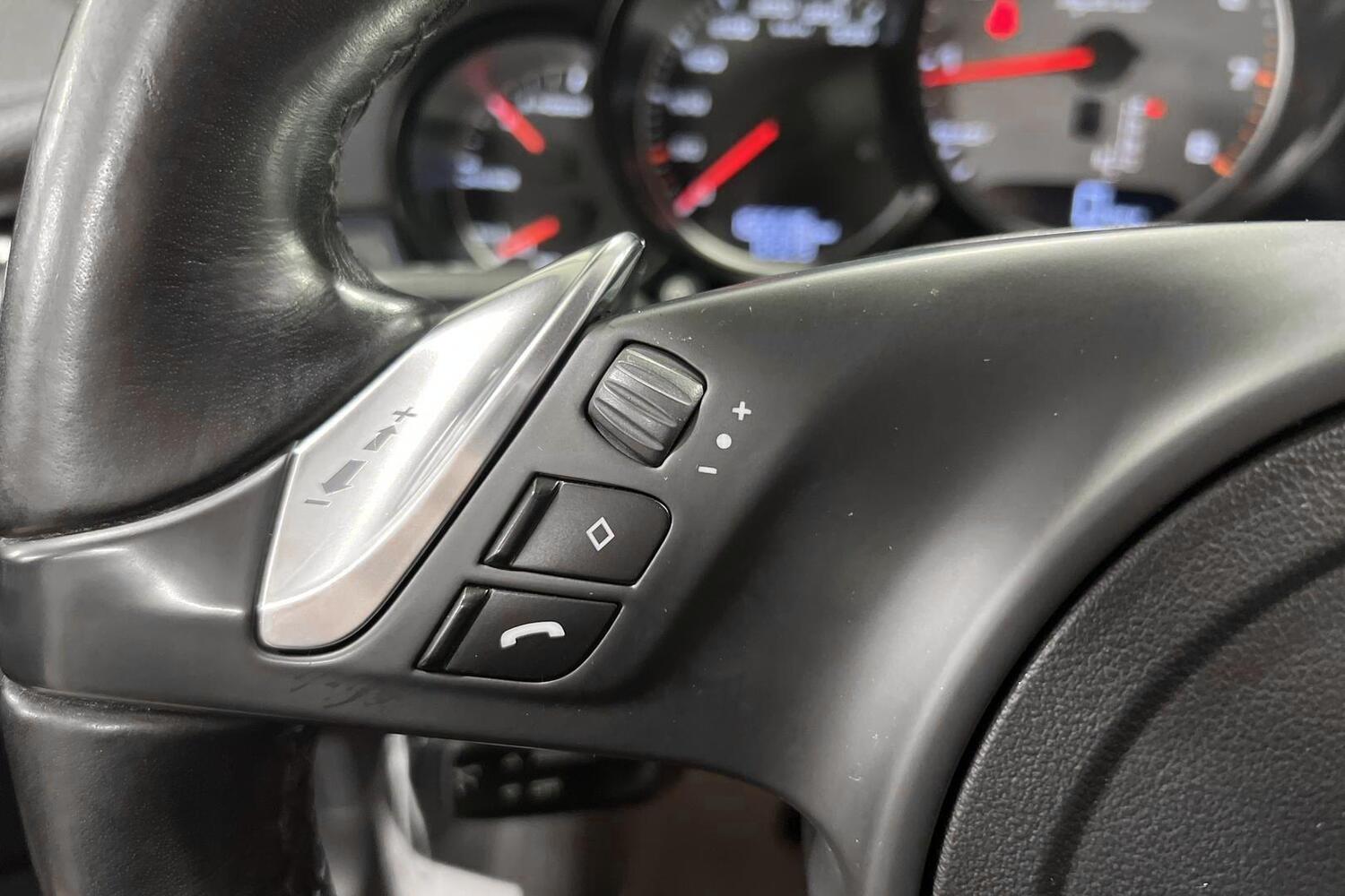 Porsche Panamera vaihtoauto