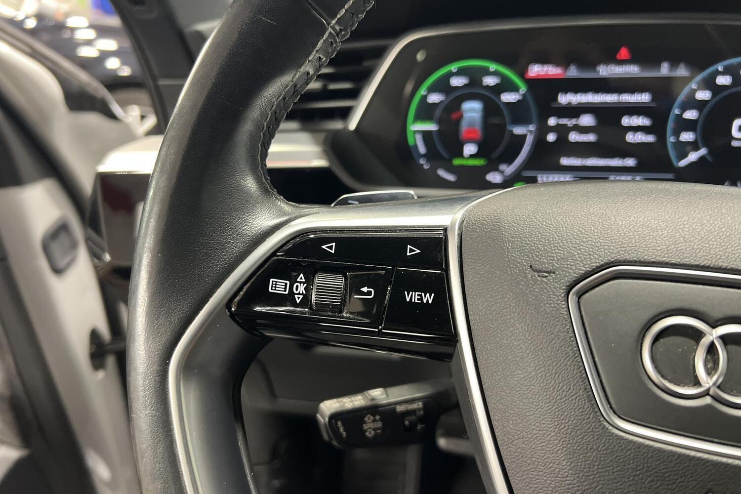Audi e-tron vaihtoauto