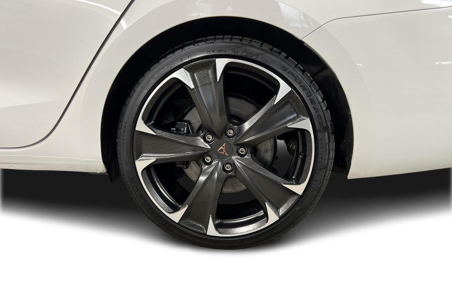 Cupra Leon Sportstourer vaihtoauto