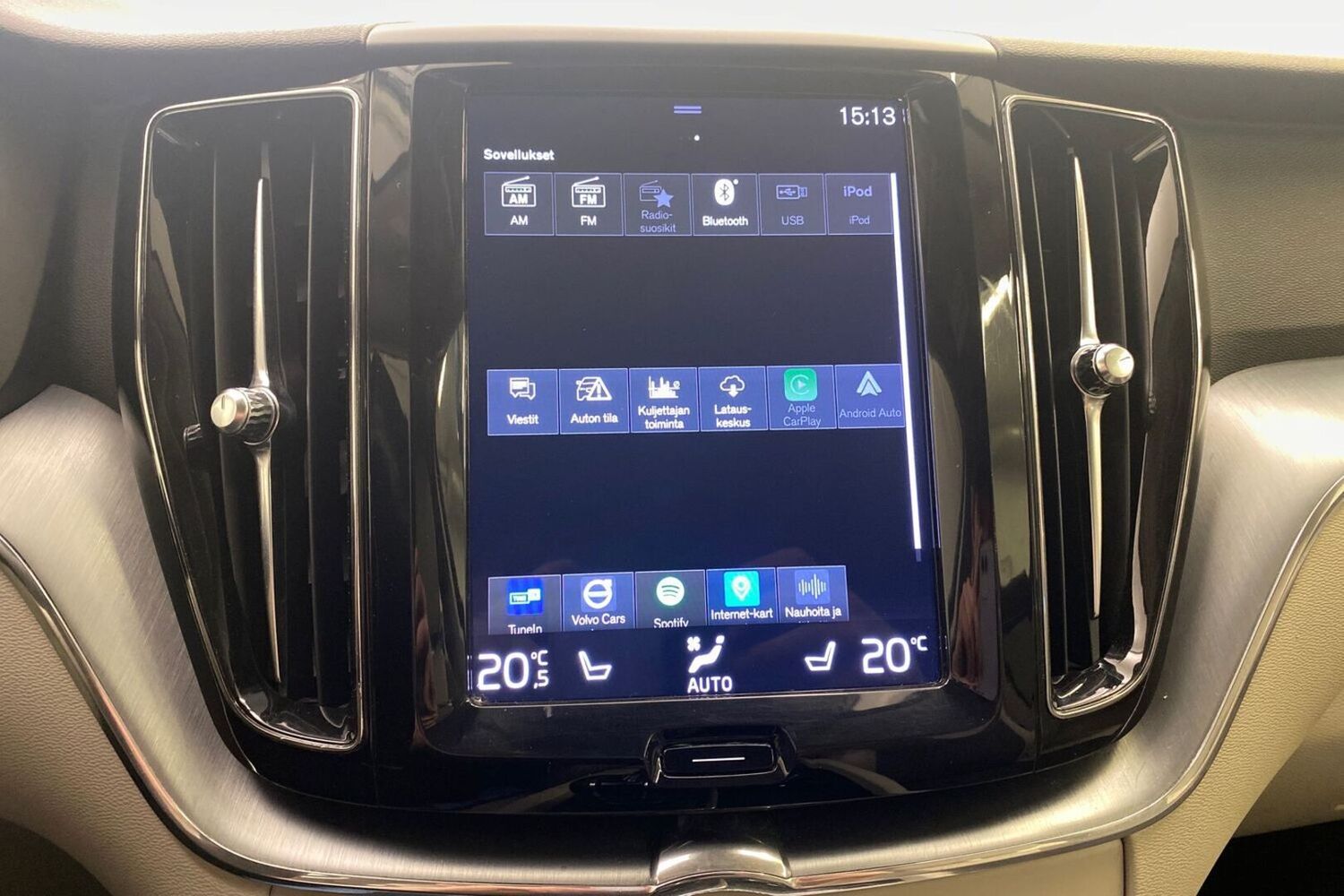 Volvo XC60 vaihtoauto