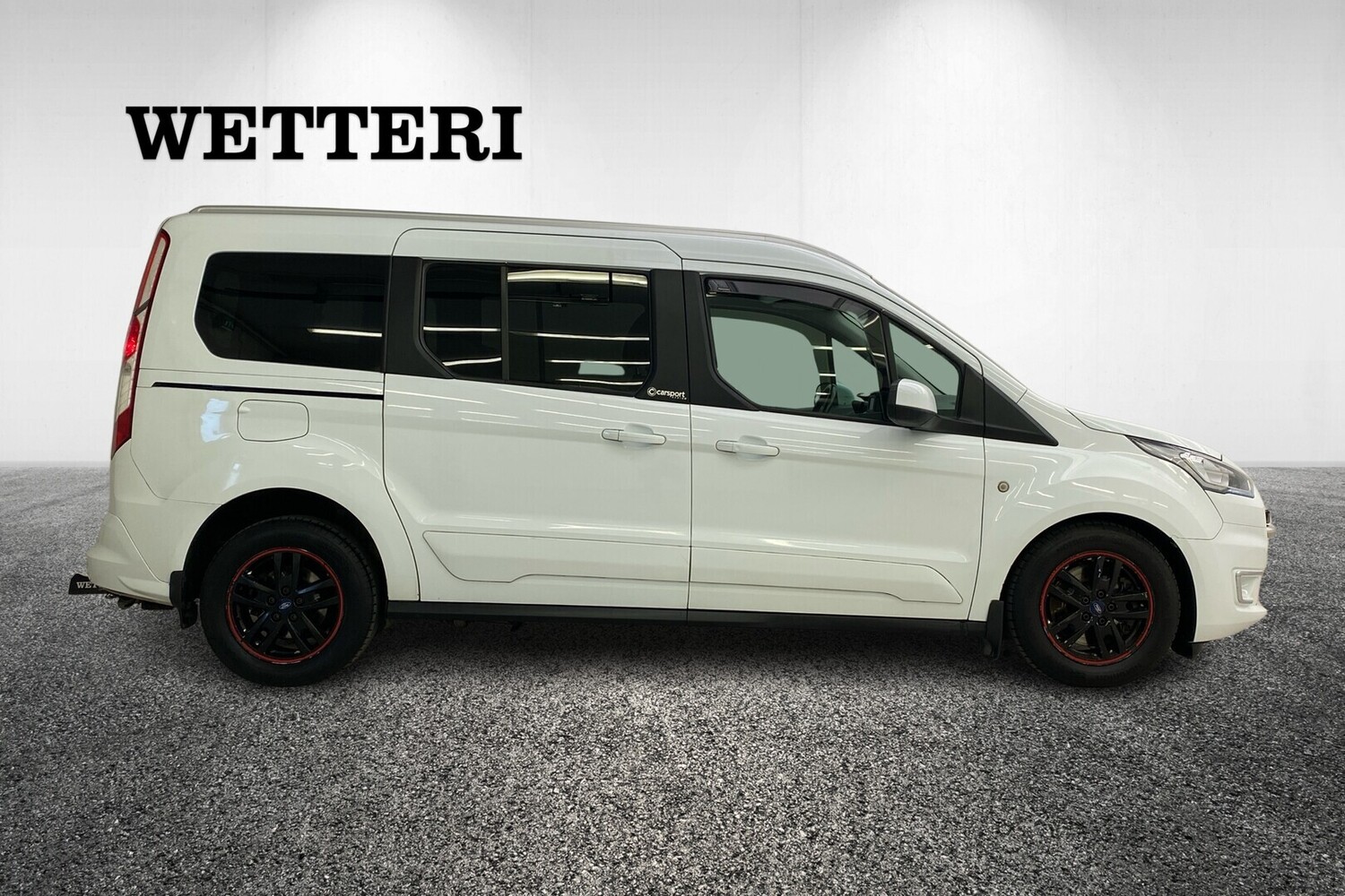 Ford Grand Tourneo Connect vaihtoauto