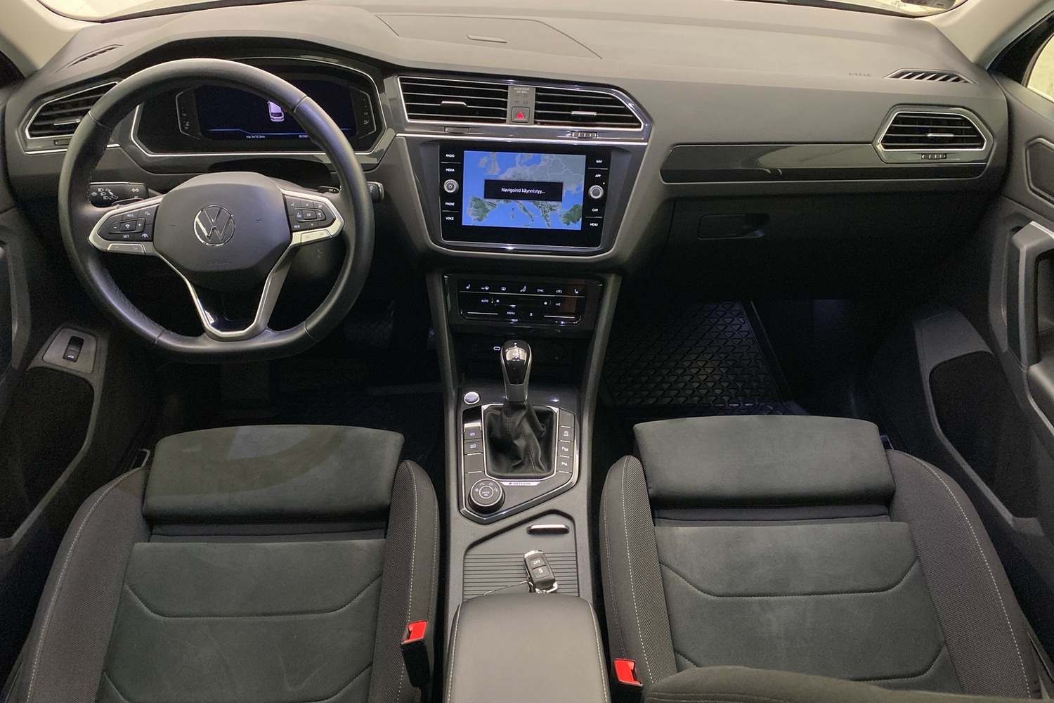 Volkswagen Tiguan vaihtoauto