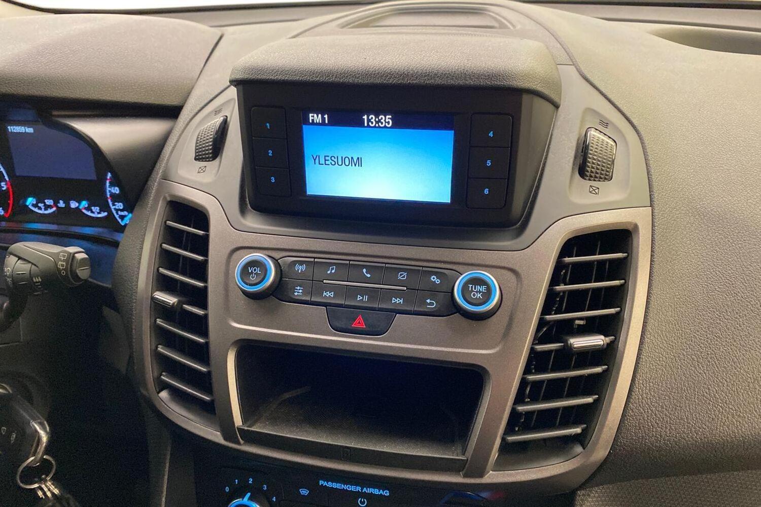 Ford Tourneo Connect vaihtoauto