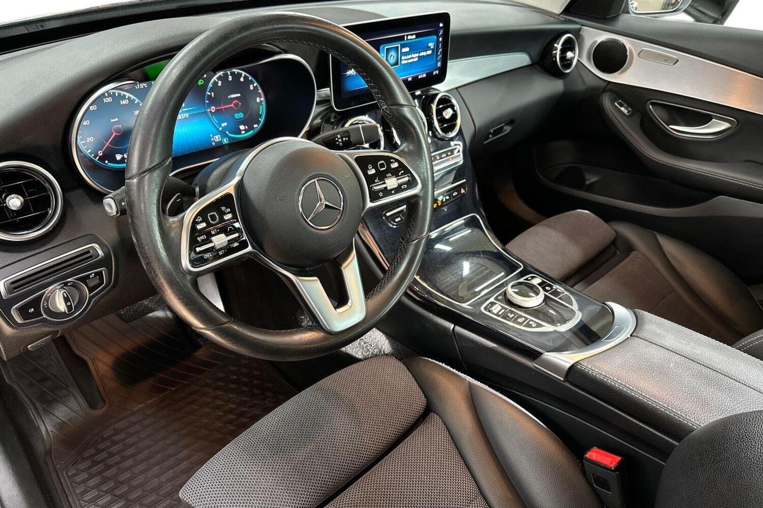 Mercedes-Benz C vaihtoauto
