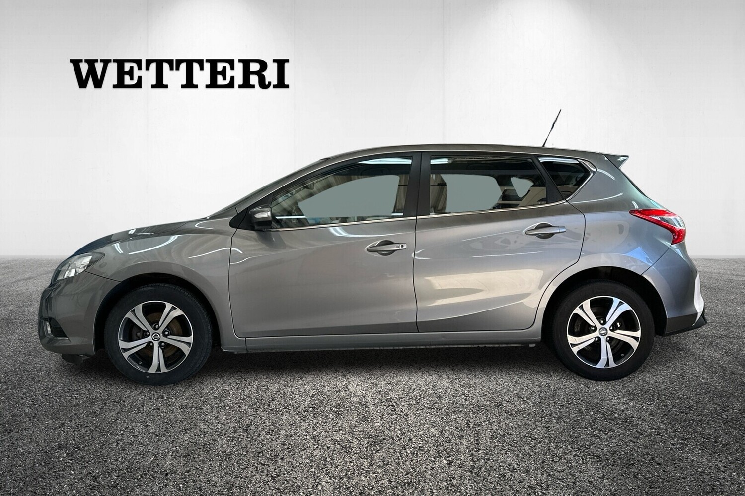 Nissan Pulsar vaihtoauto