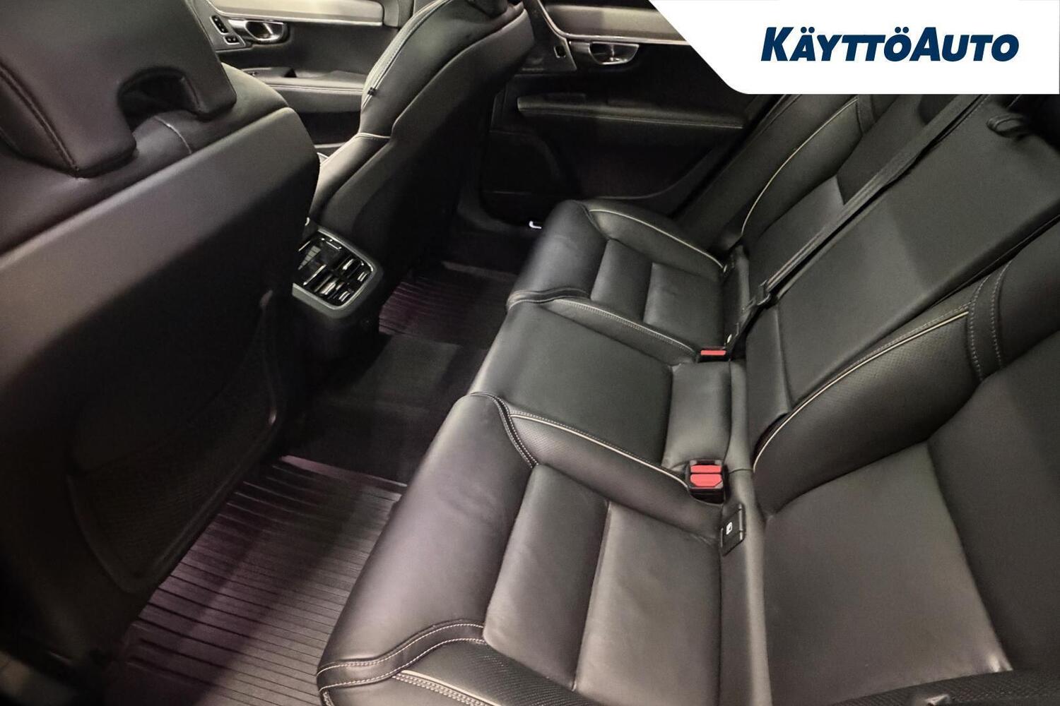 Volvo V90 Cross Country vaihtoauto