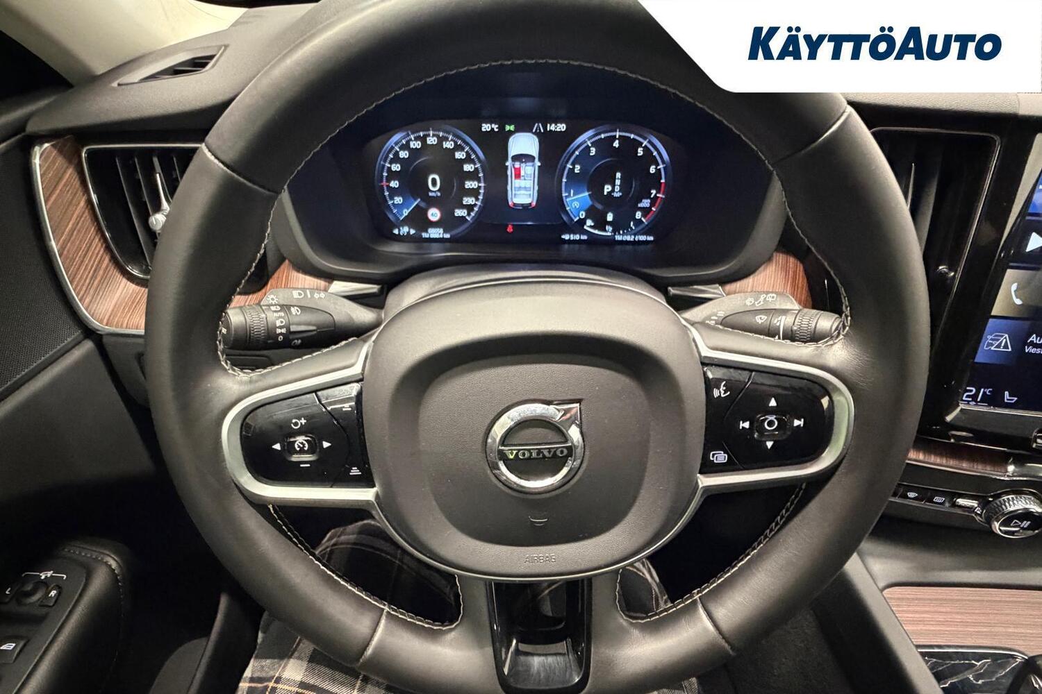 Volvo XC60 vaihtoauto