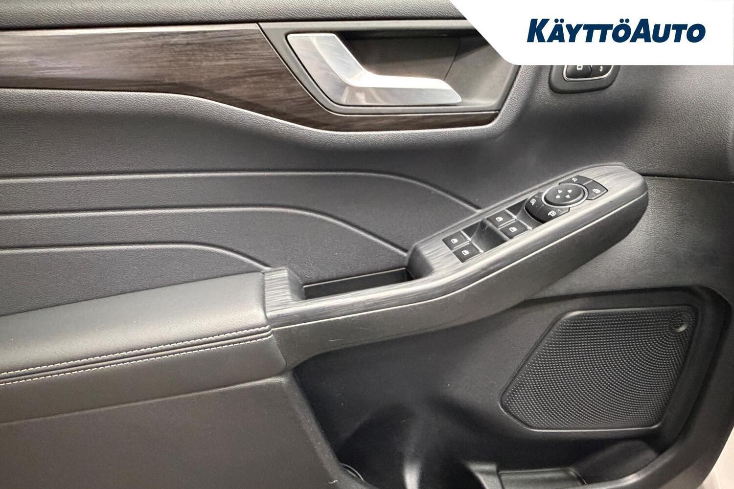 Ford Kuga vaihtoauto