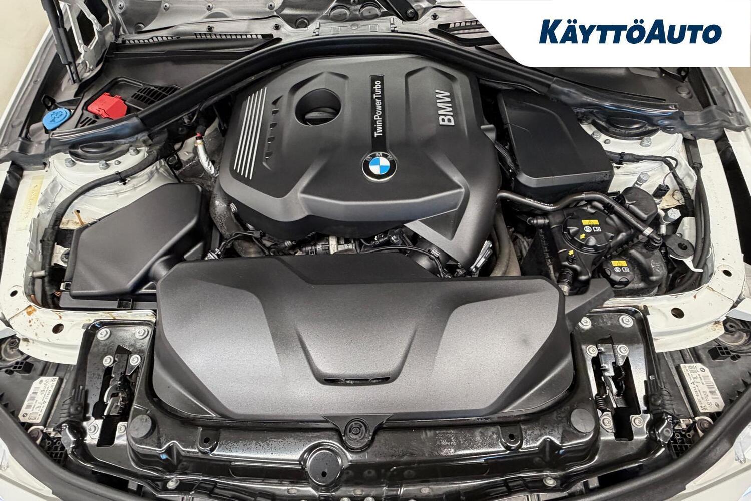 BMW 320 vaihtoauto