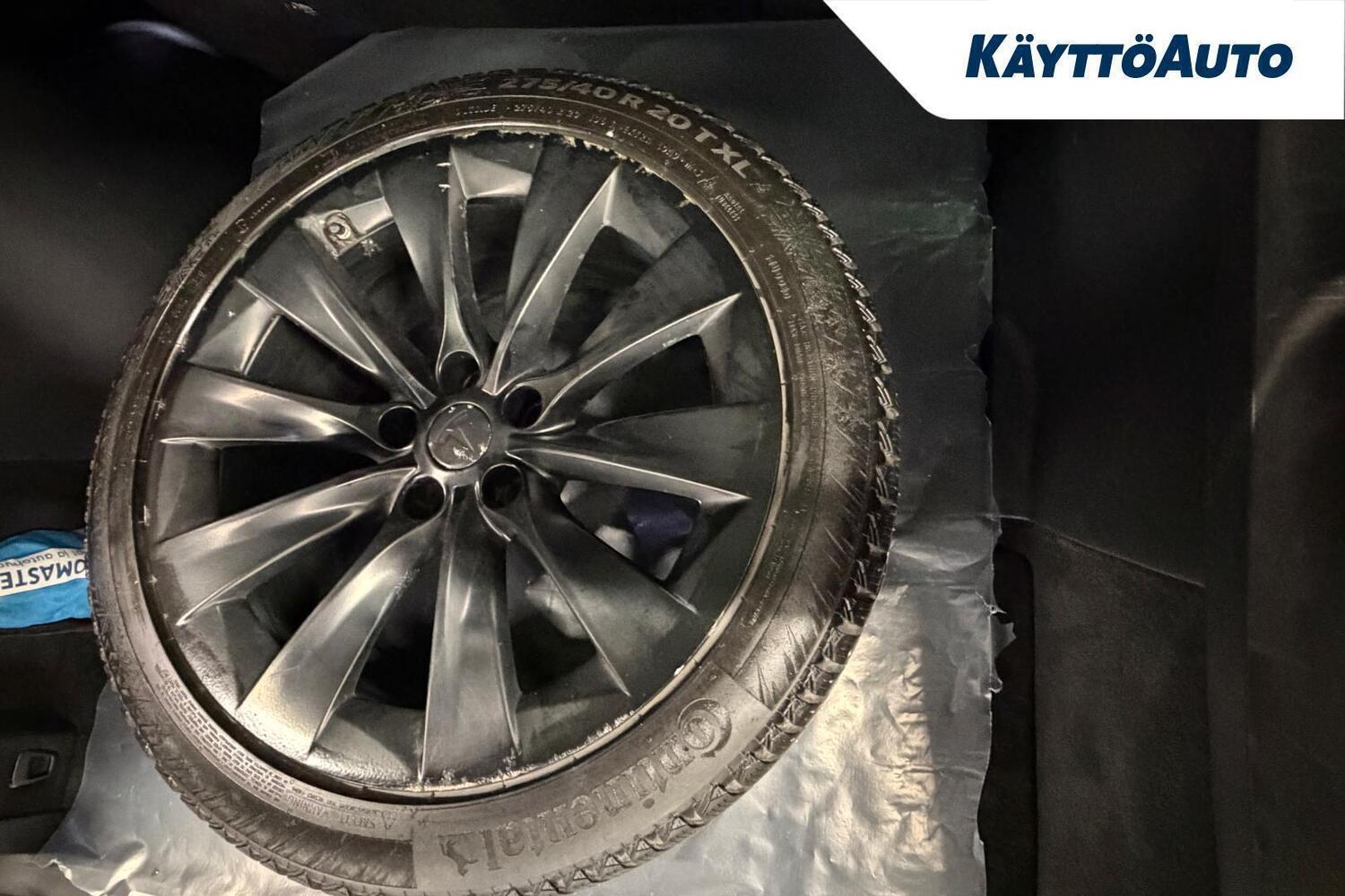 Tesla Model X vaihtoauto