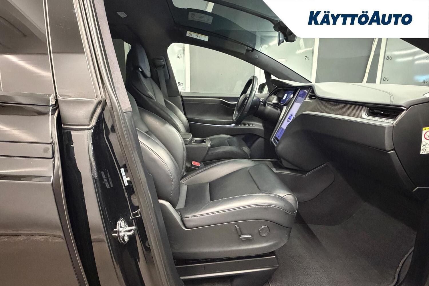 Tesla Model X vaihtoauto
