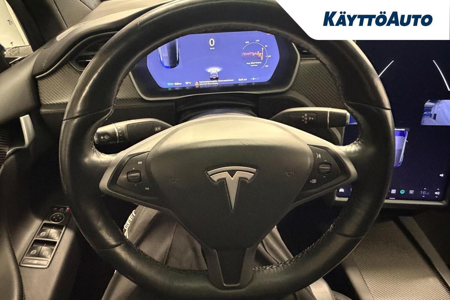 Tesla Model X vaihtoauto