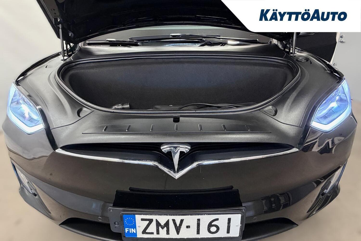 Tesla Model X vaihtoauto